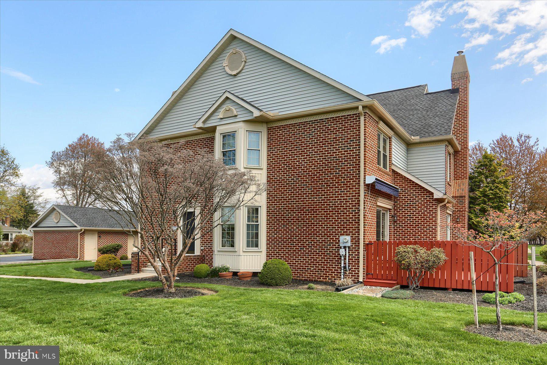 VILLAGE OF MORELAND - Residential