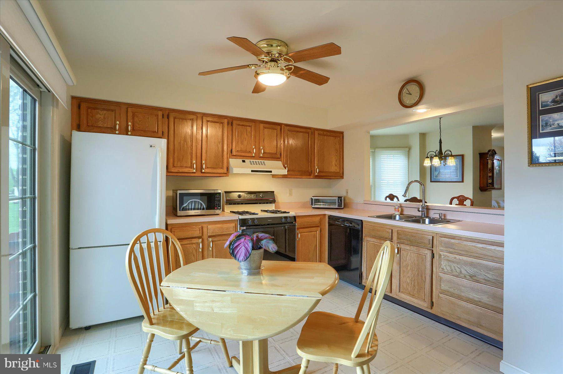 VILLAGE OF MORELAND - Residential