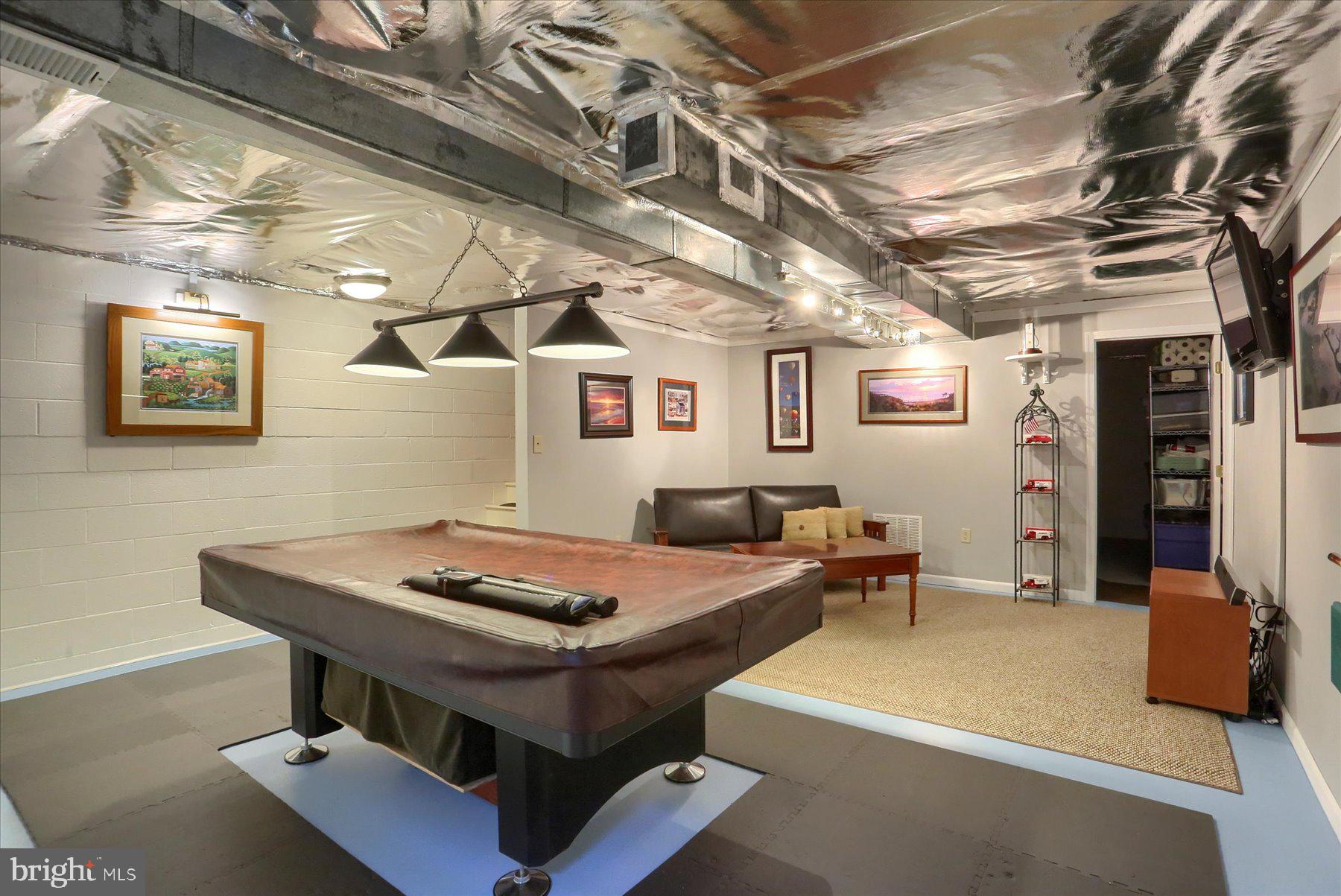 VILLAGE OF MORELAND - Residential