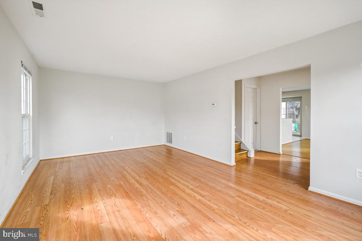 ROSECROFT VILLAGE PLAT T - Residential