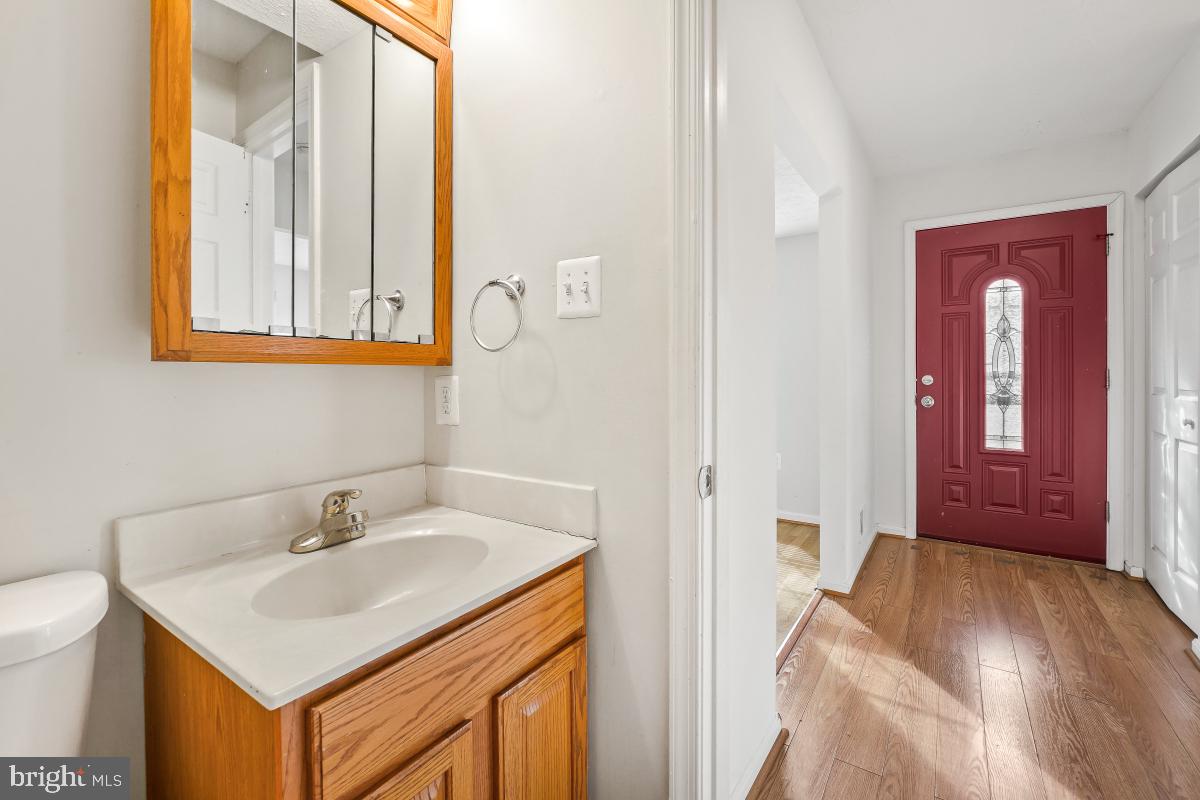 2401 W ROSECROFT VILLAGE CIRCLE