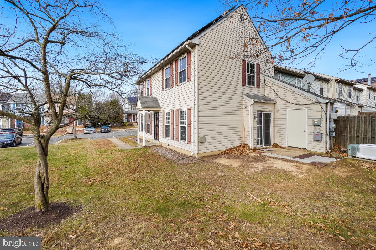 ROSECROFT VILLAGE PLAT T - Residential