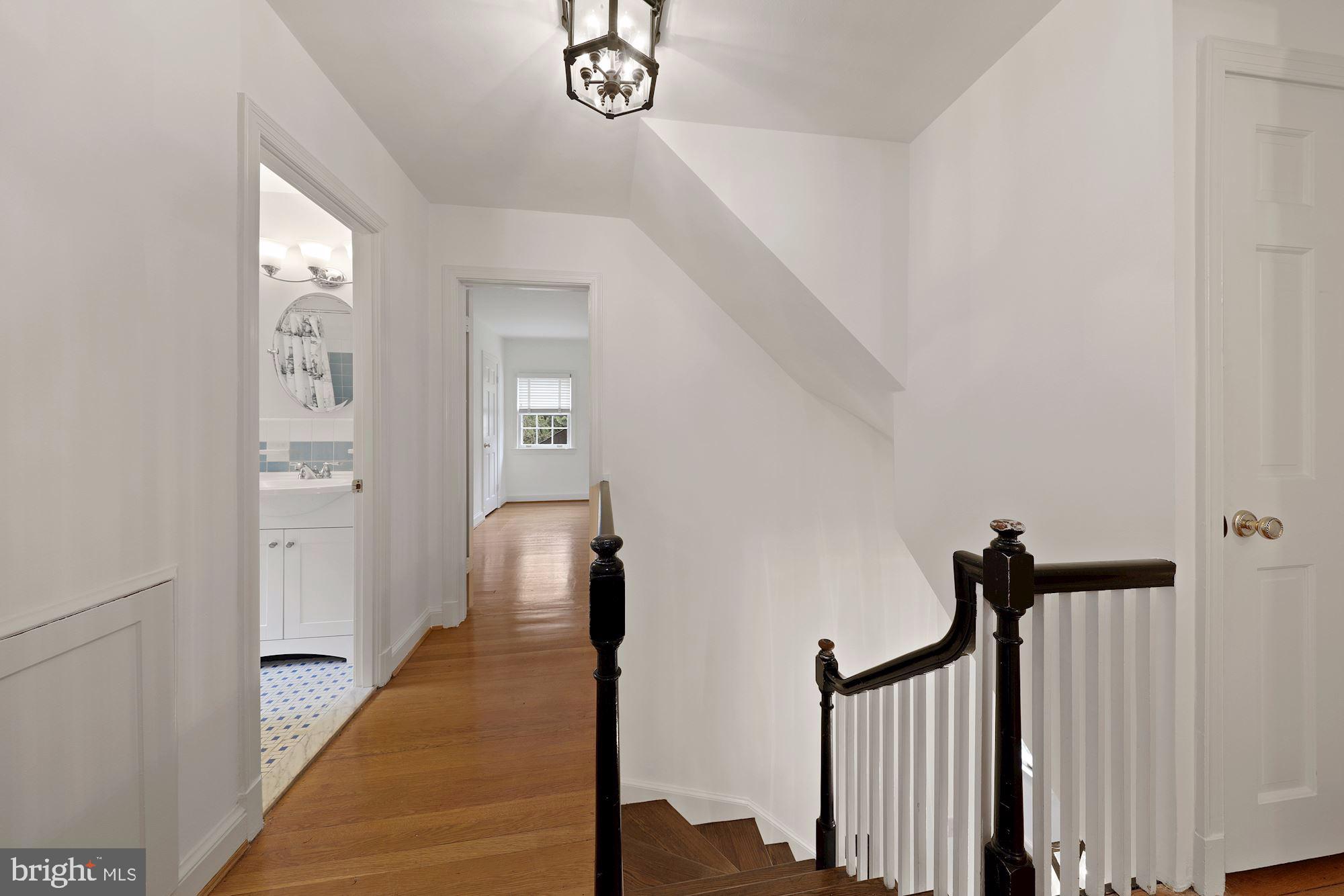 CHEVY CHASE VILLAGE - Residential