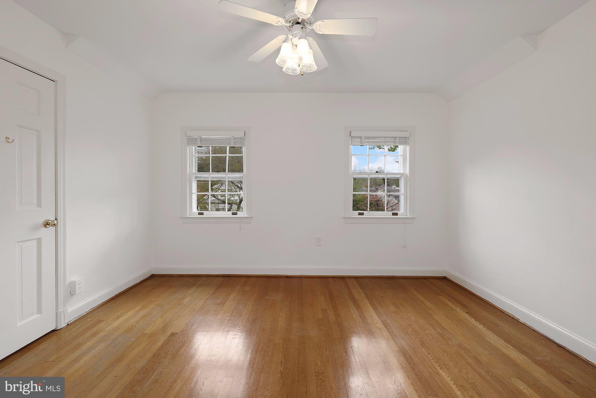 CHEVY CHASE VILLAGE - Residential