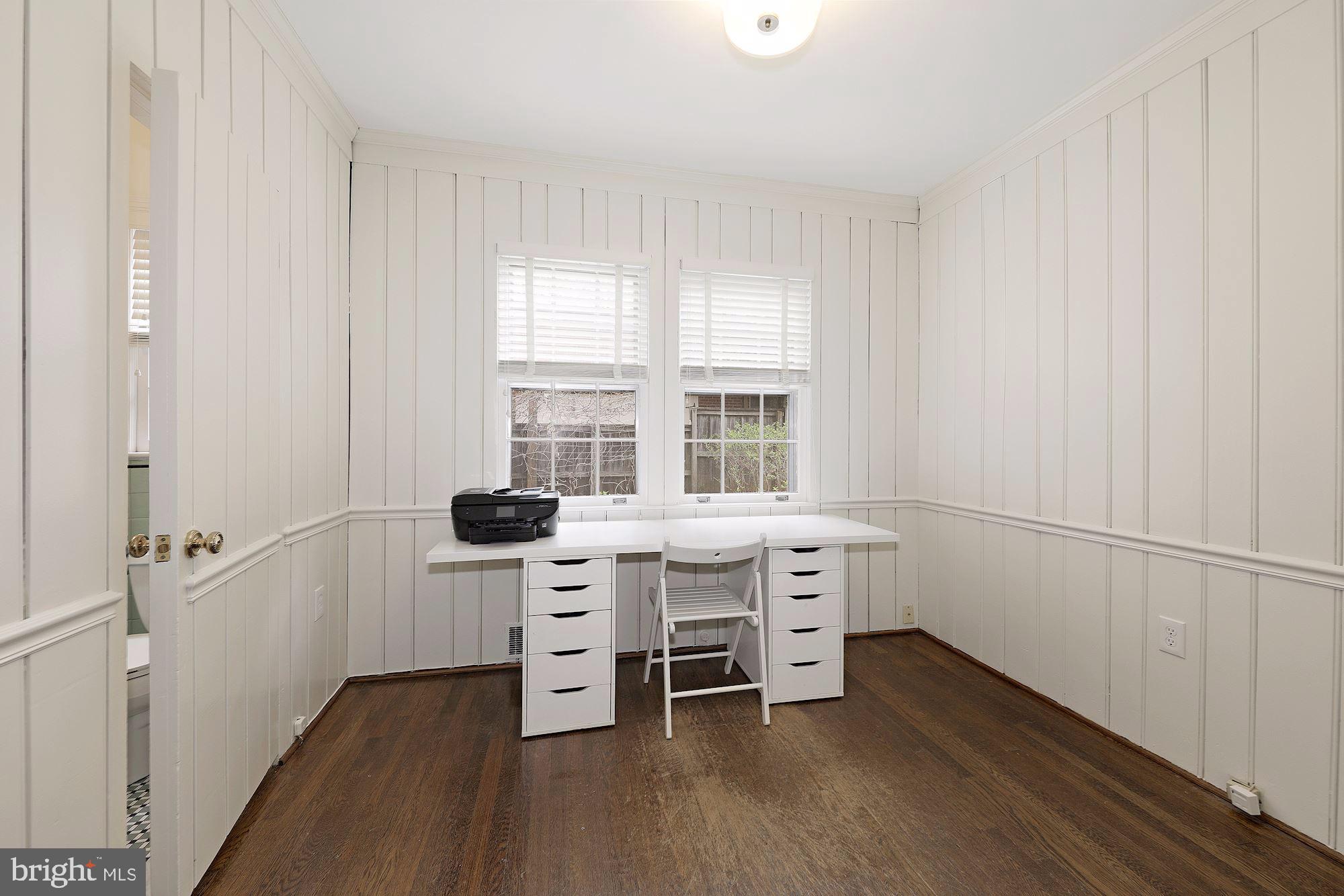 CHEVY CHASE VILLAGE - Residential