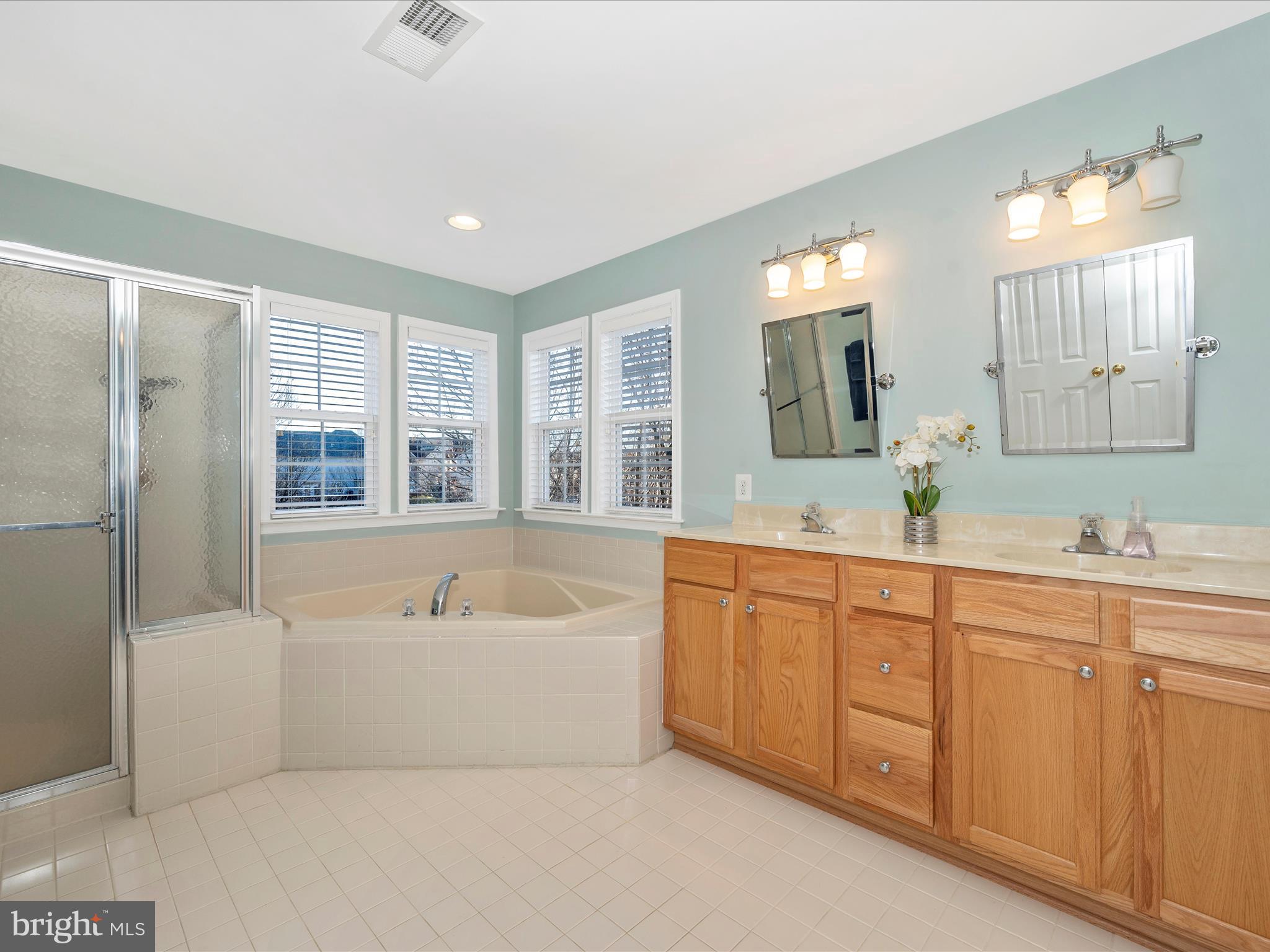 RIVER CREST II - Residential