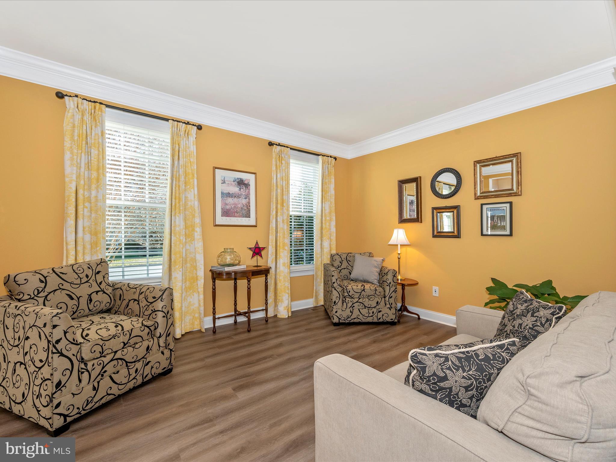 RIVER CREST II - Residential