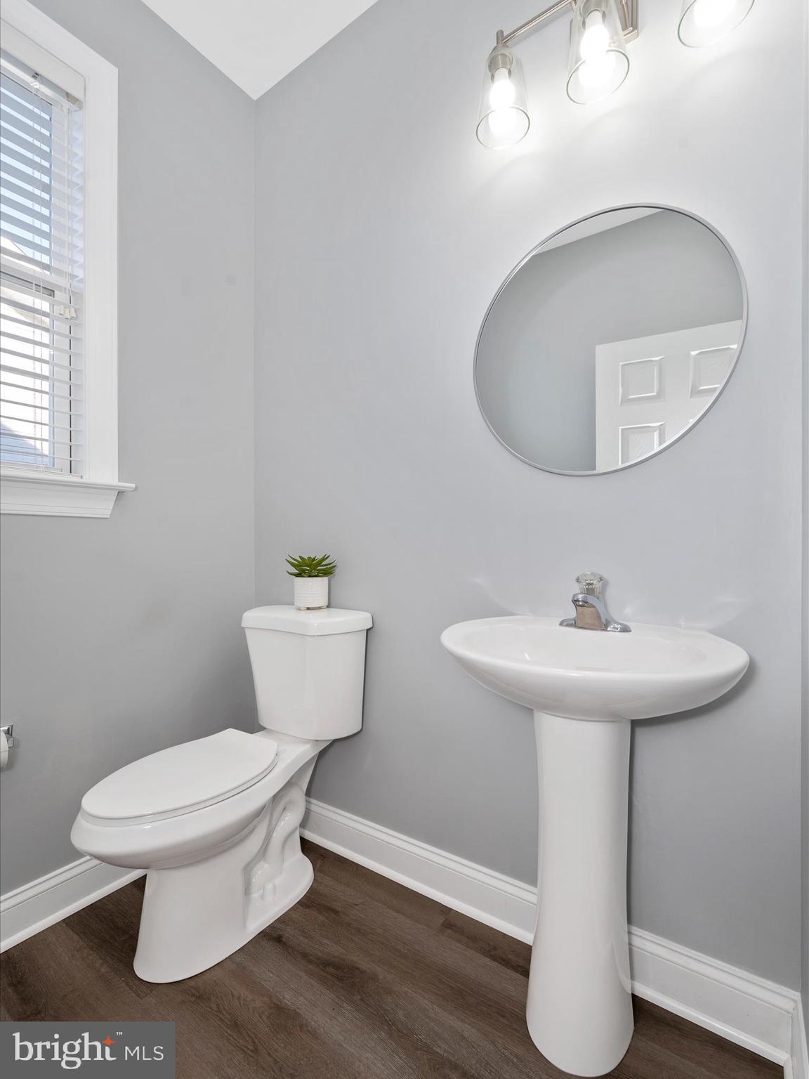 RIVER CREST II - Residential