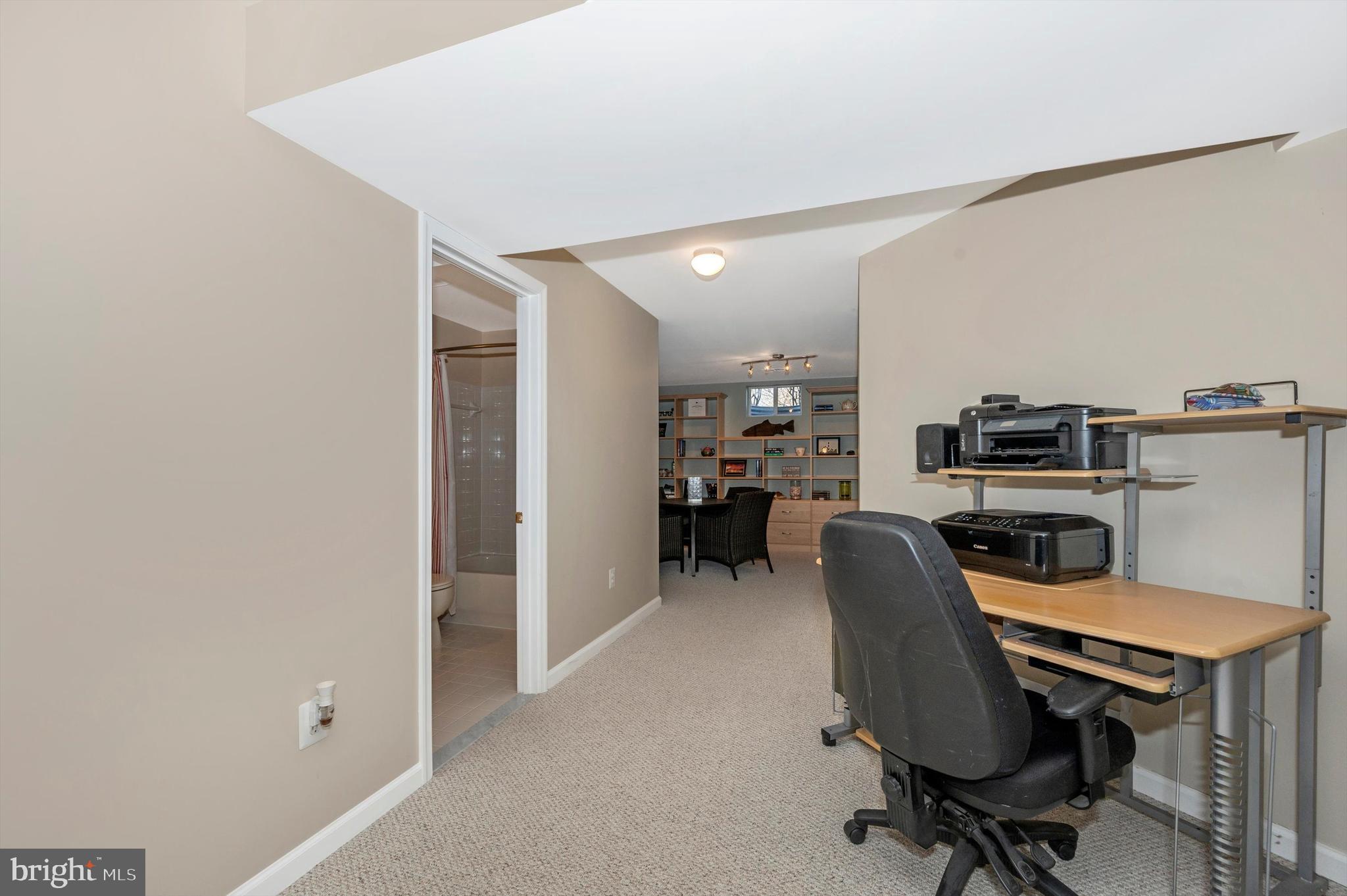 RIVER CREST II - Residential