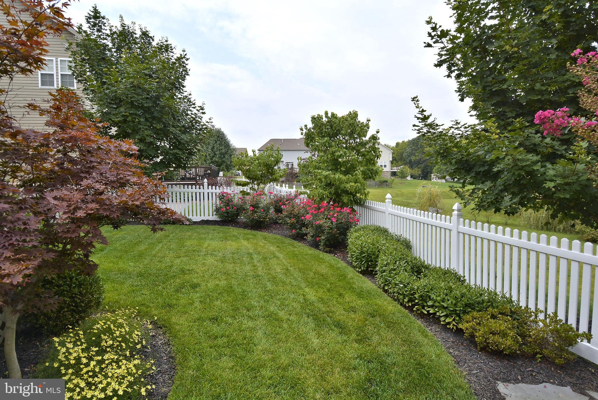 RIVER CREST II - Residential