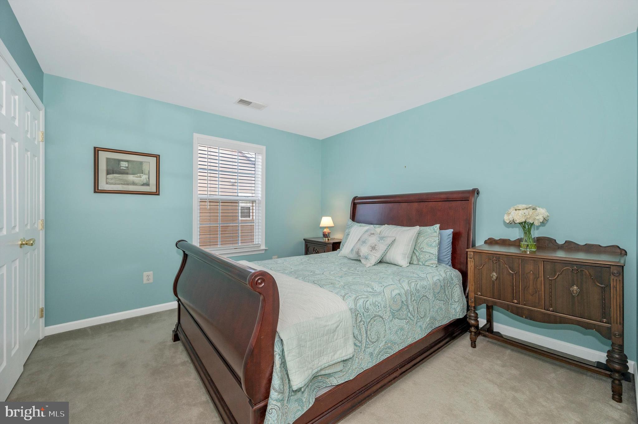 RIVER CREST II - Residential