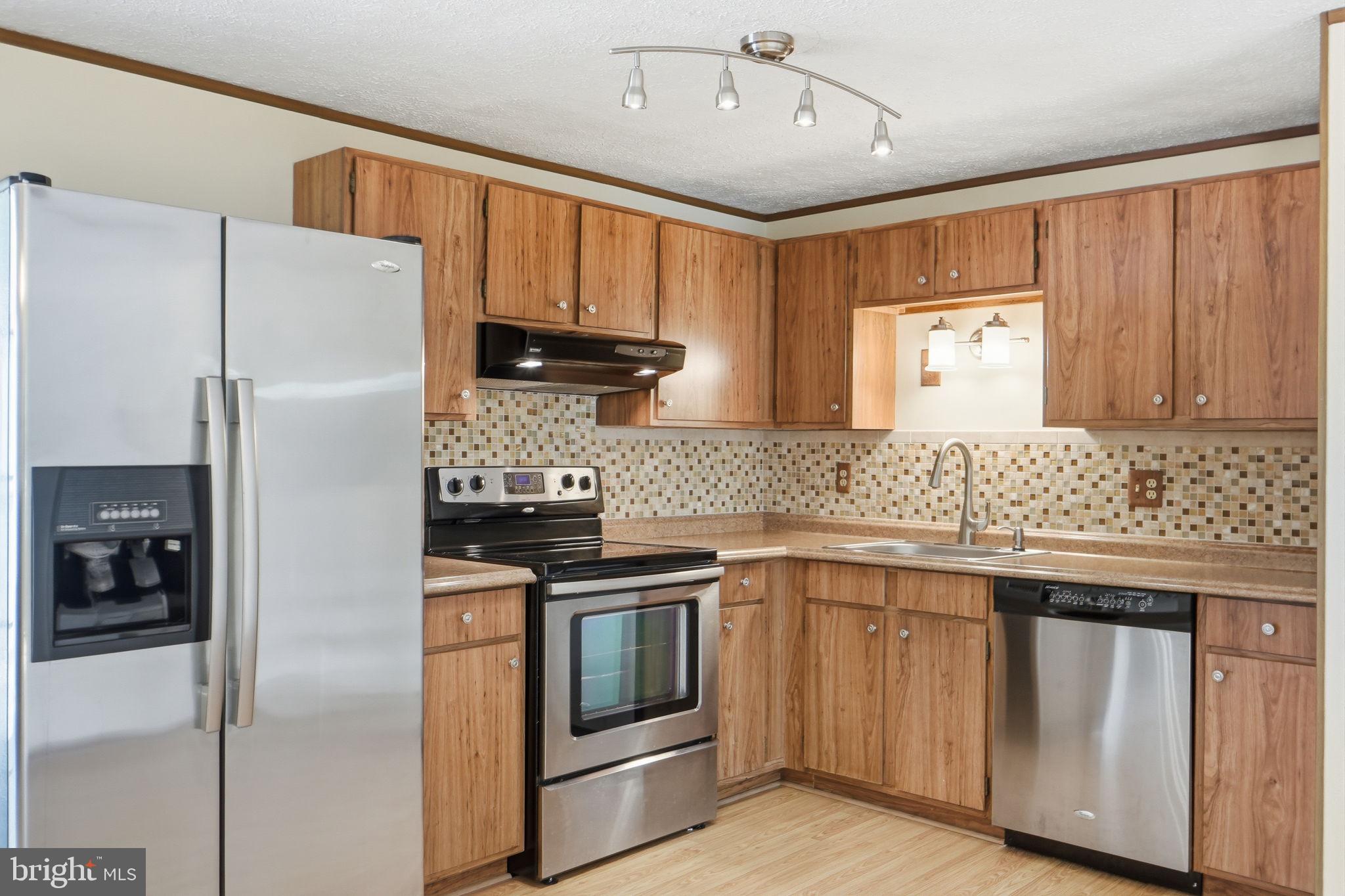 WILLOW WOOD ESTATES - Residential