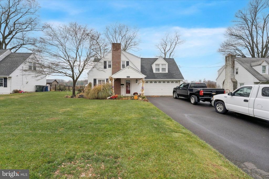 Photo of 642 Kirkwood Street, JENKINTOWN, PA 19046 (MLS # PAMC2163908)