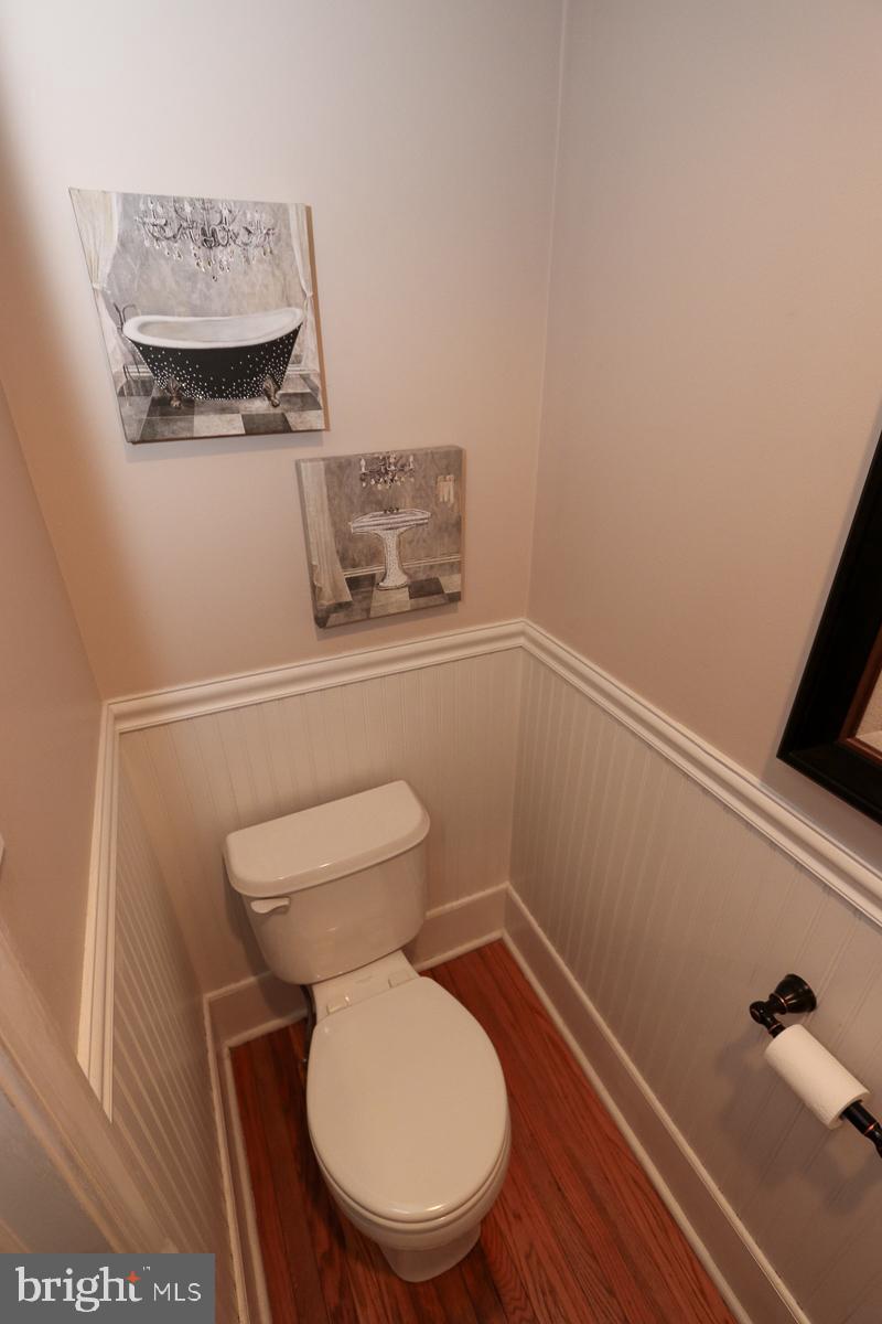 FOX CHASE MANOR - Residential