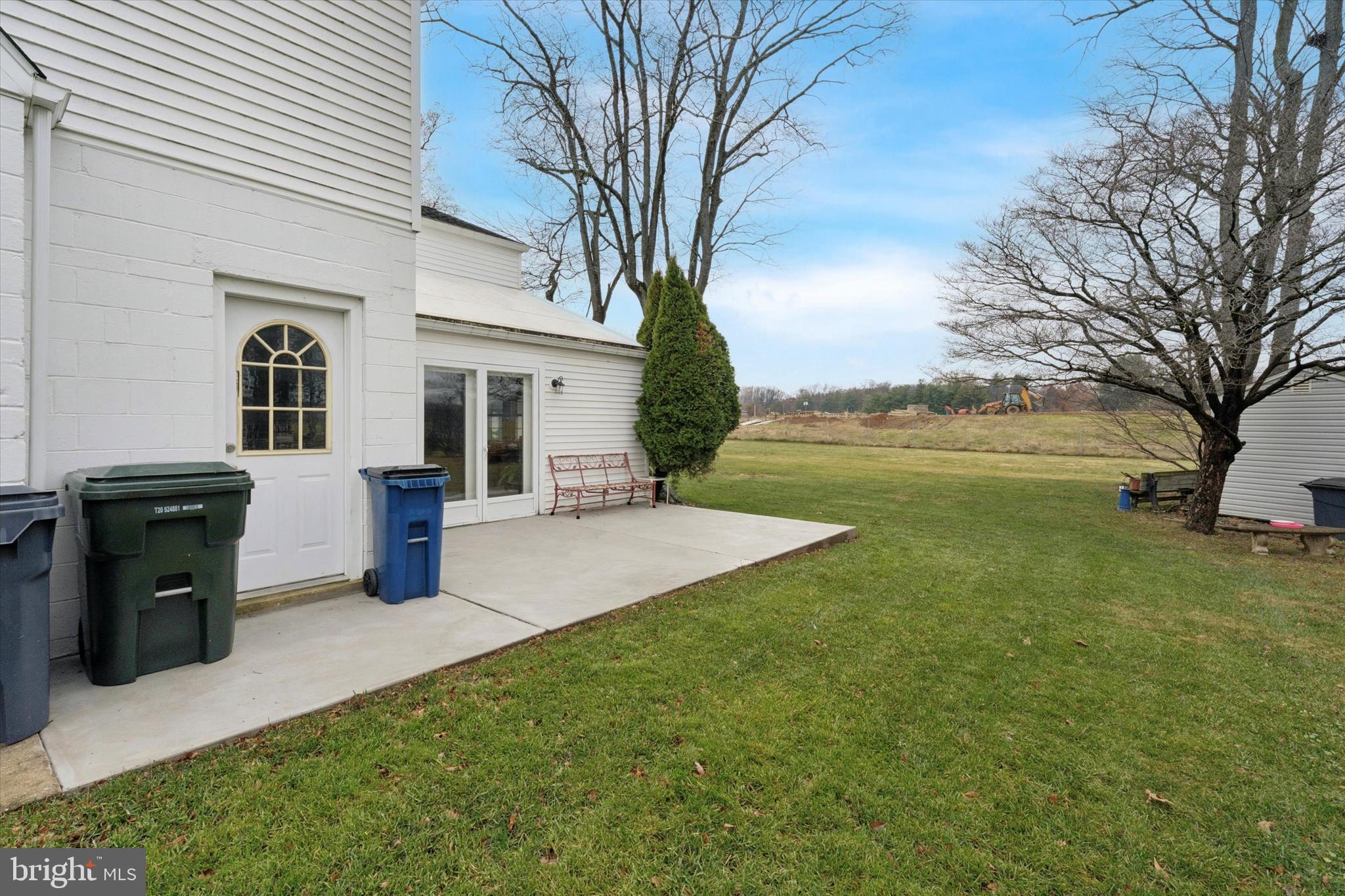 FOX CHASE MANOR - Residential