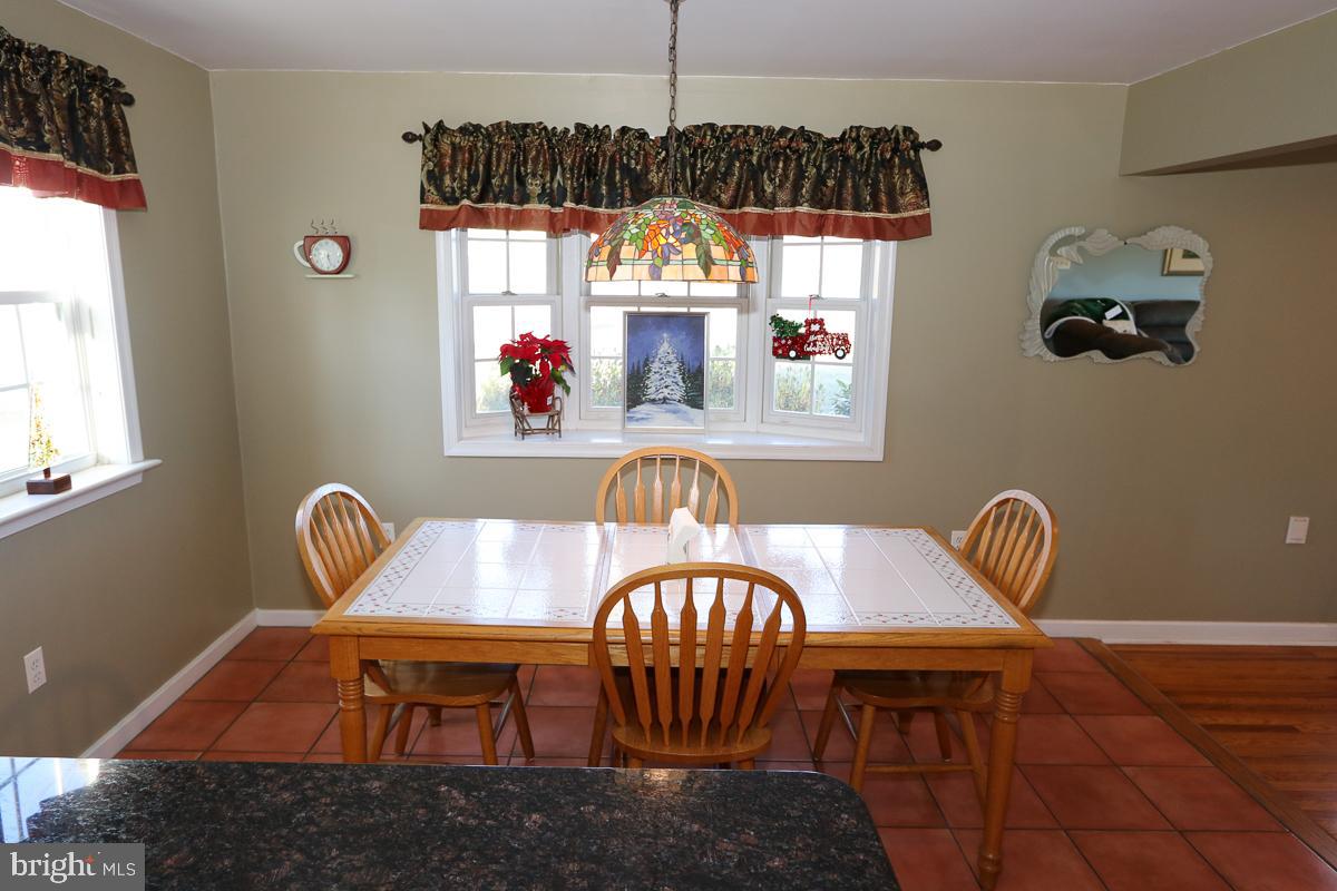 FOX CHASE MANOR - Residential