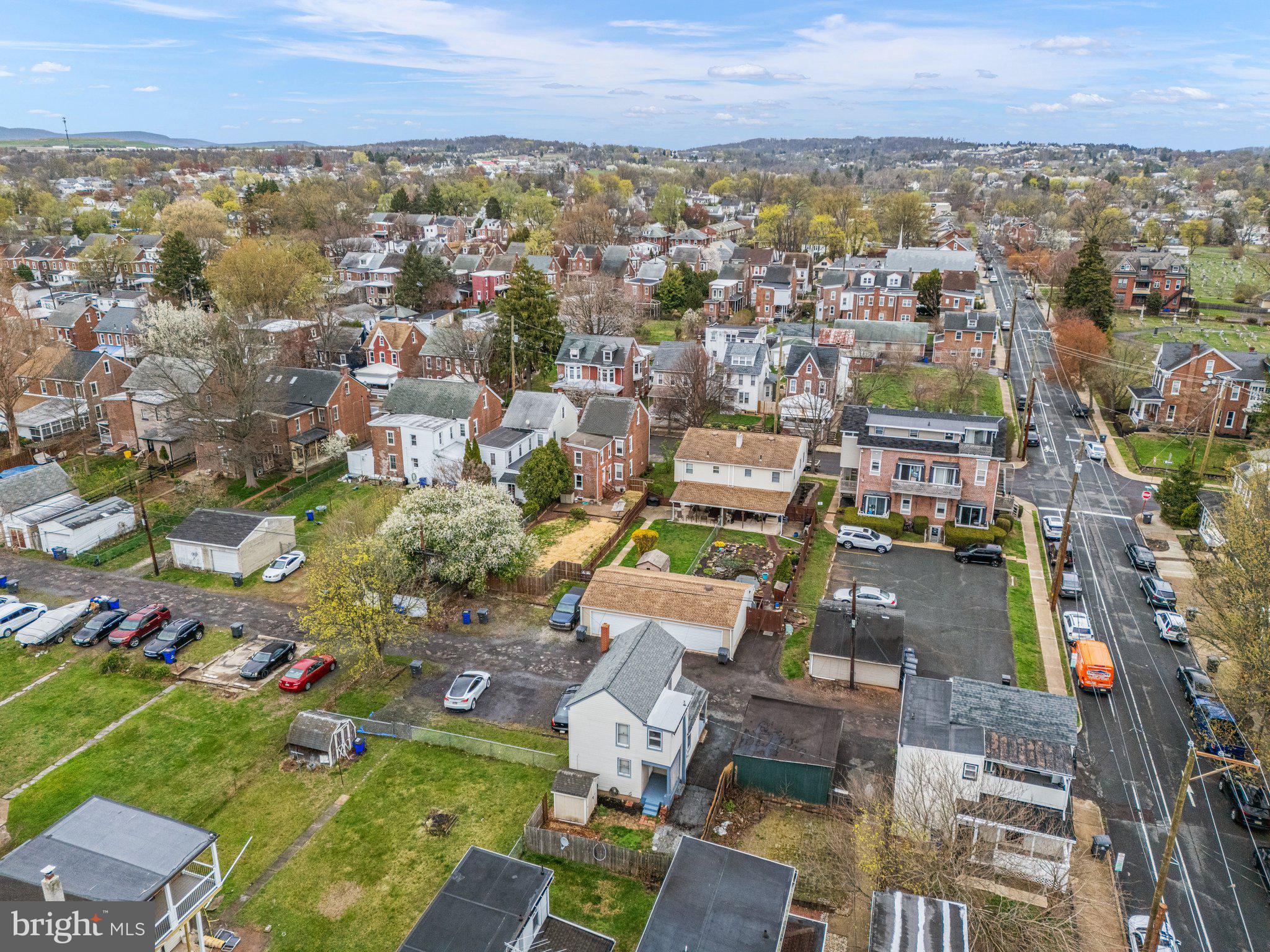 POTTSTOWN - Residential