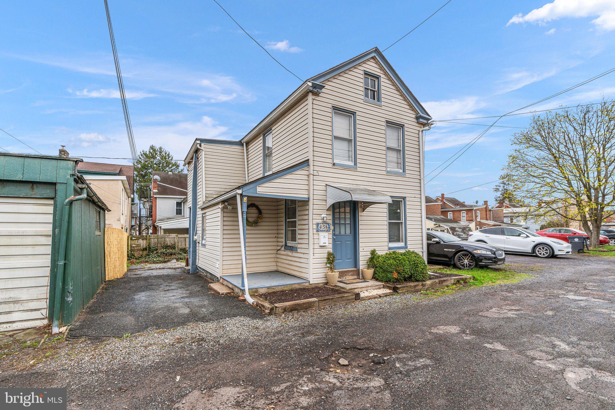 POTTSTOWN - Residential