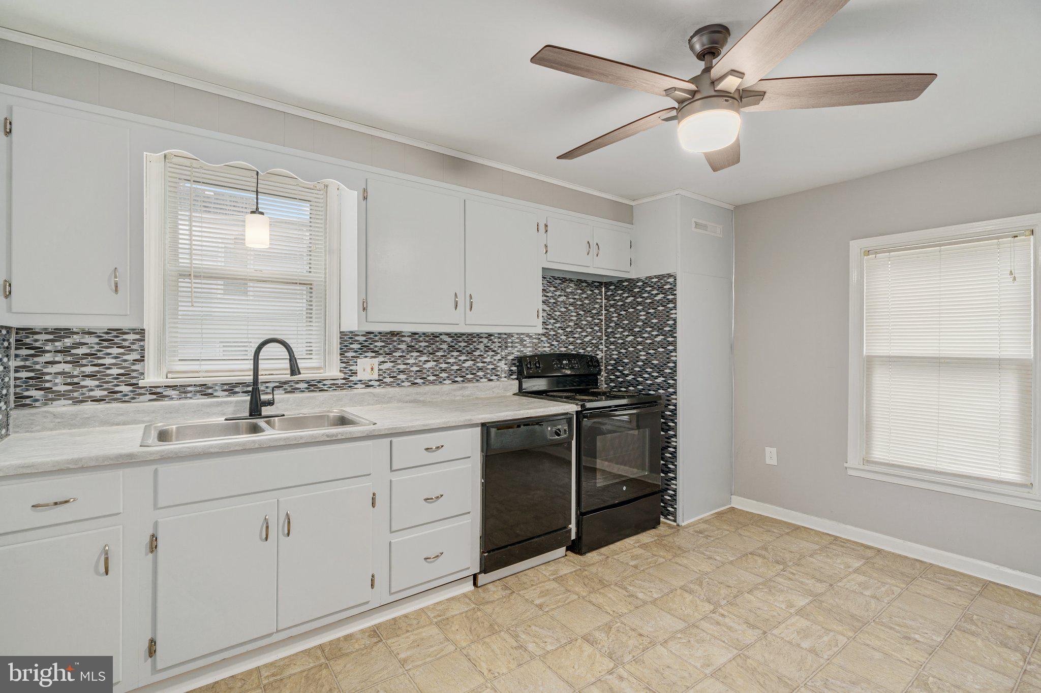 POTTSTOWN - Residential