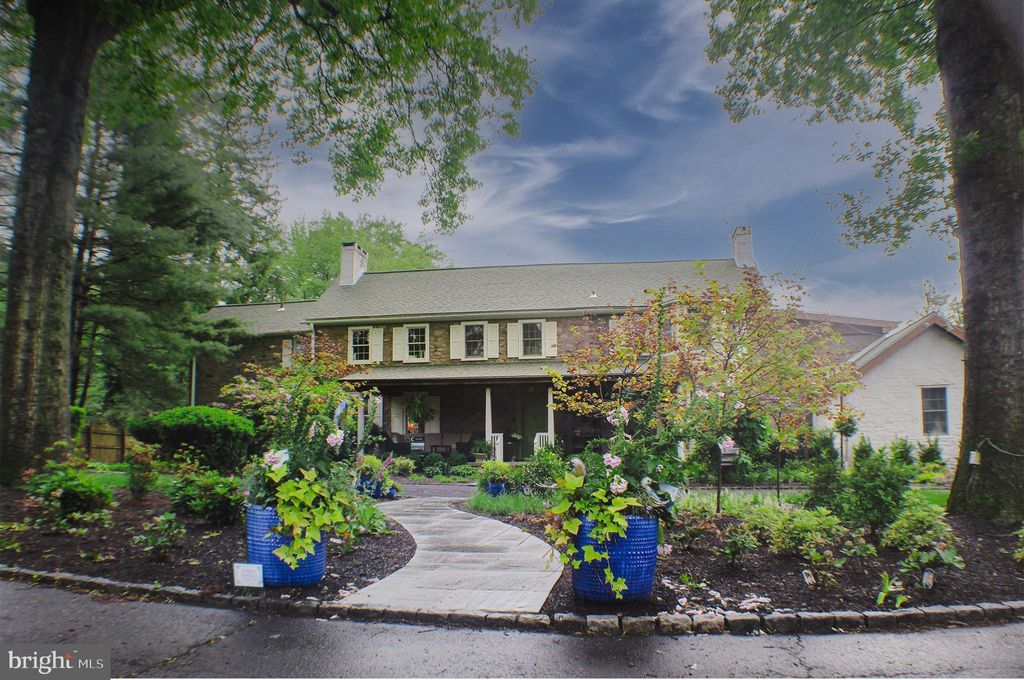 Photo of 636 Almshouse Road, IVYLAND, PA 18974 (MLS # PABU2073186)