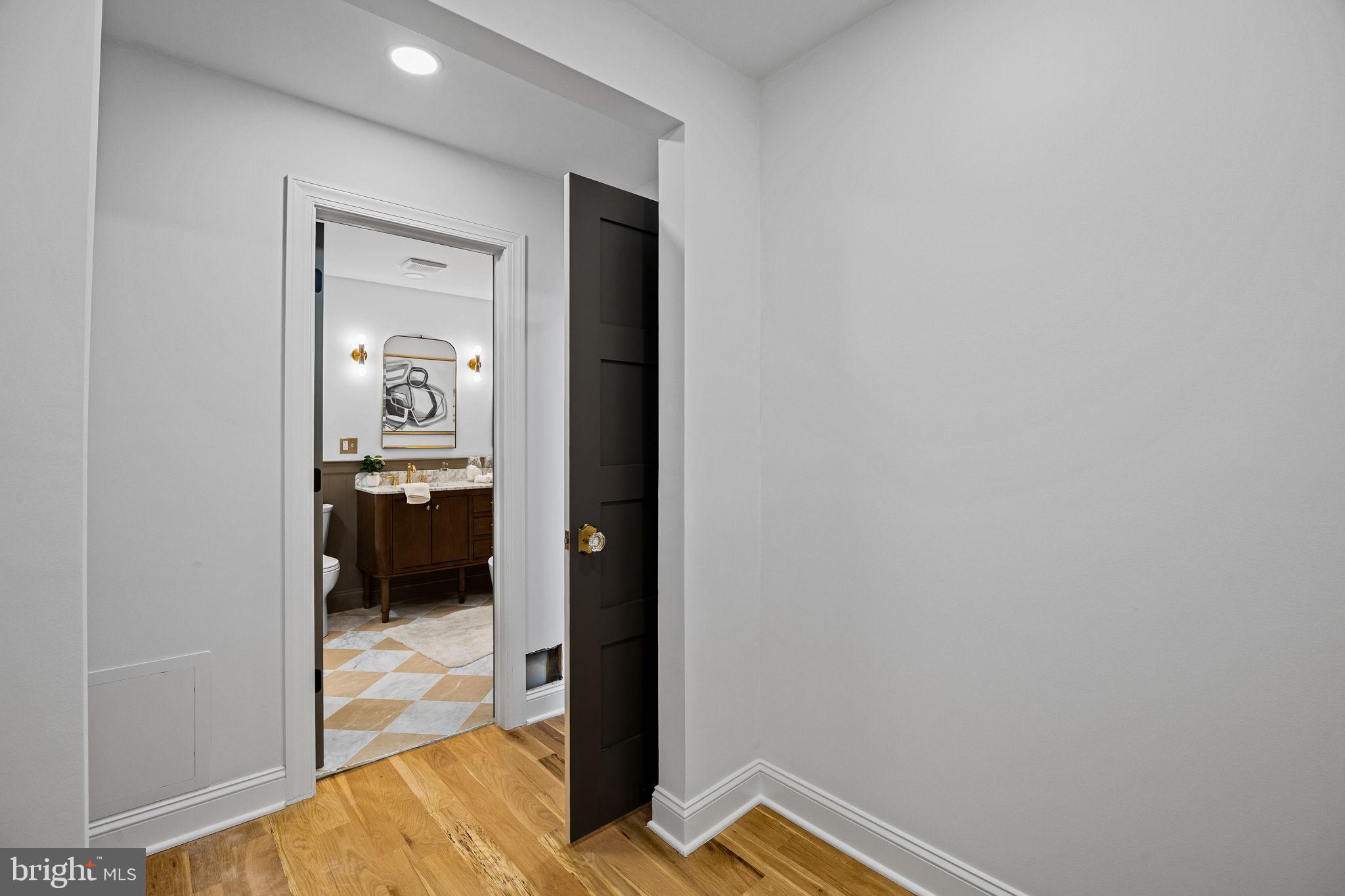 SOCIETY HILL - Residential