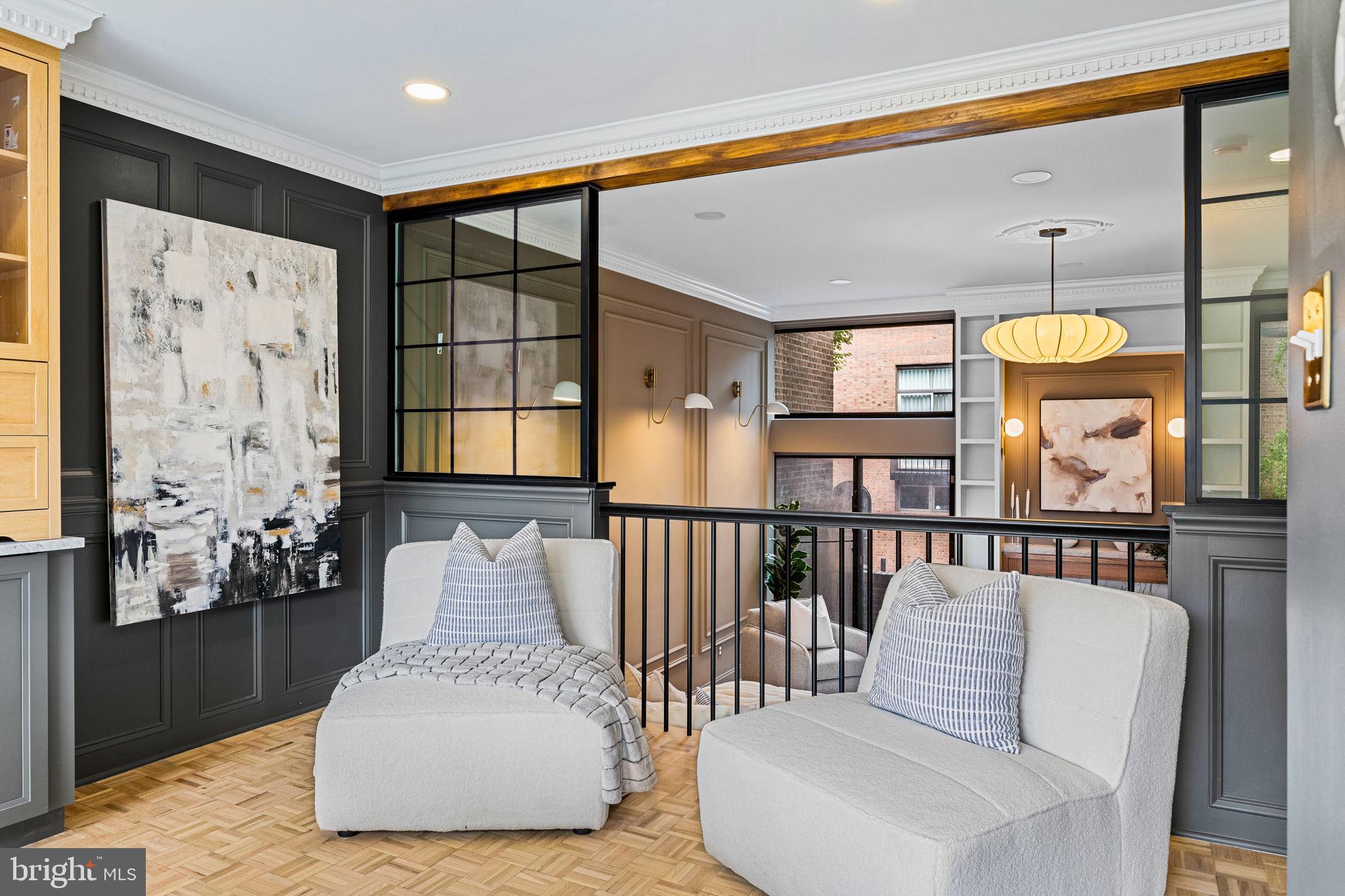 SOCIETY HILL - Residential