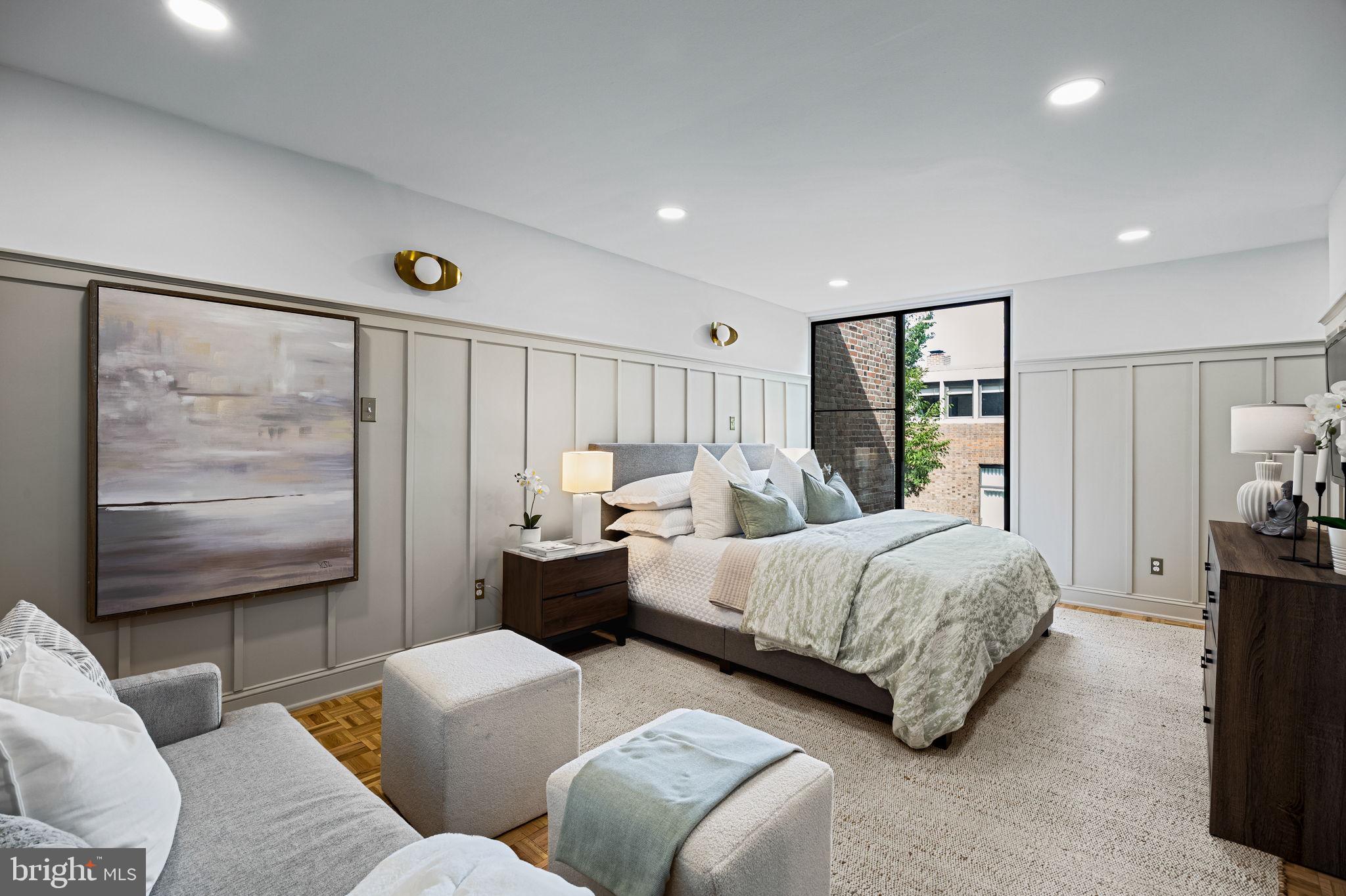 SOCIETY HILL - Residential