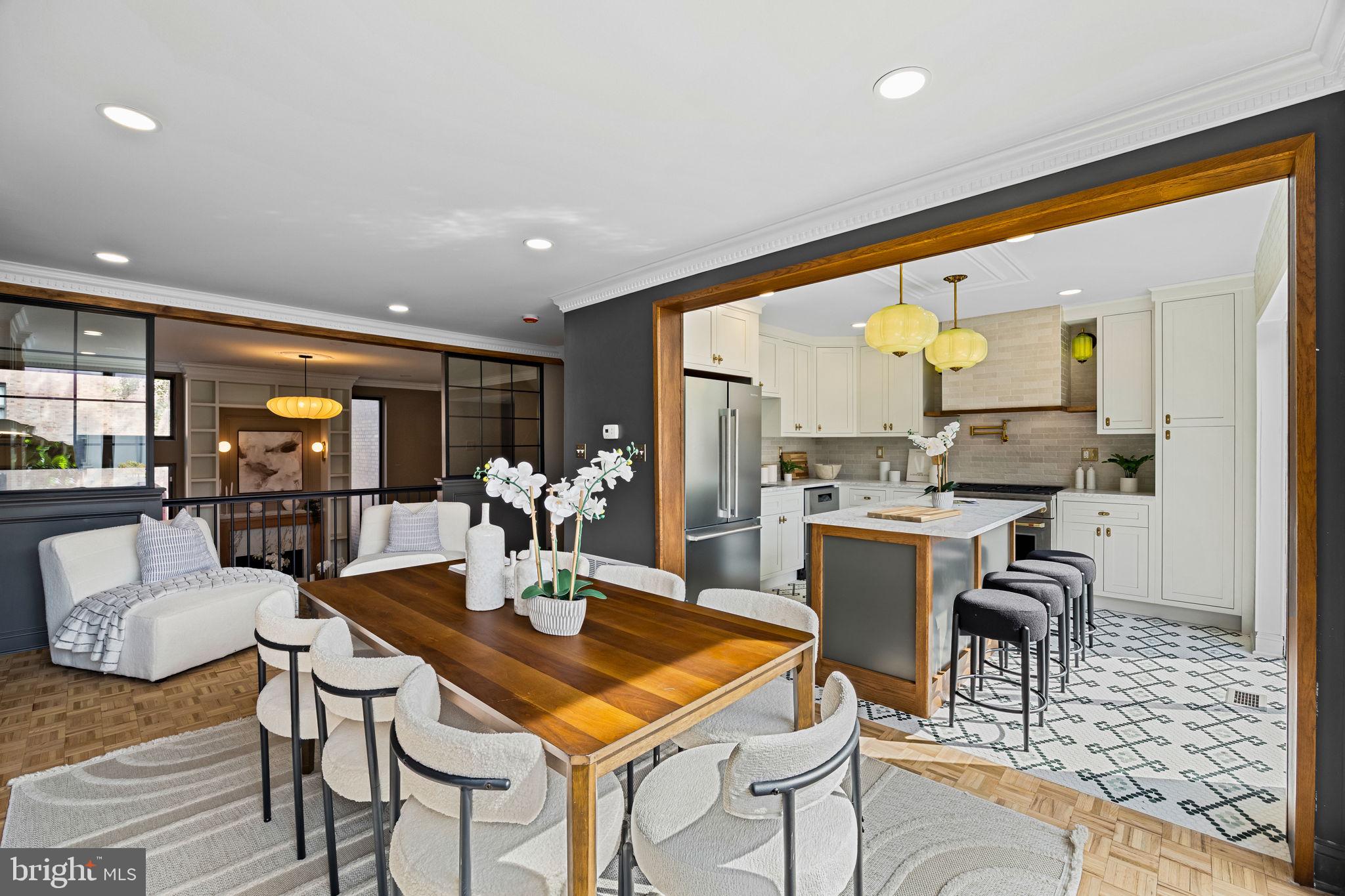 SOCIETY HILL - Residential