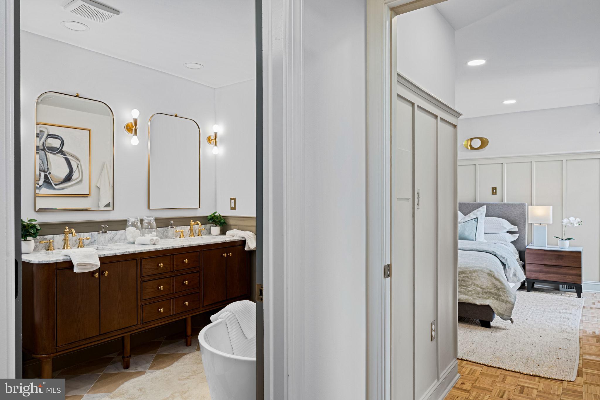 SOCIETY HILL - Residential