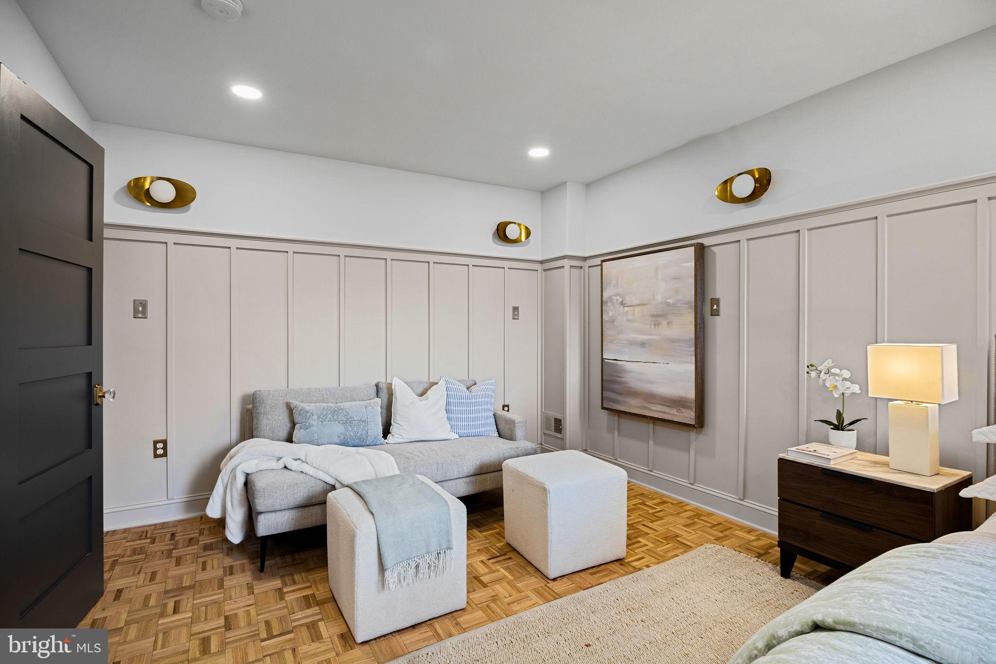 SOCIETY HILL - Residential