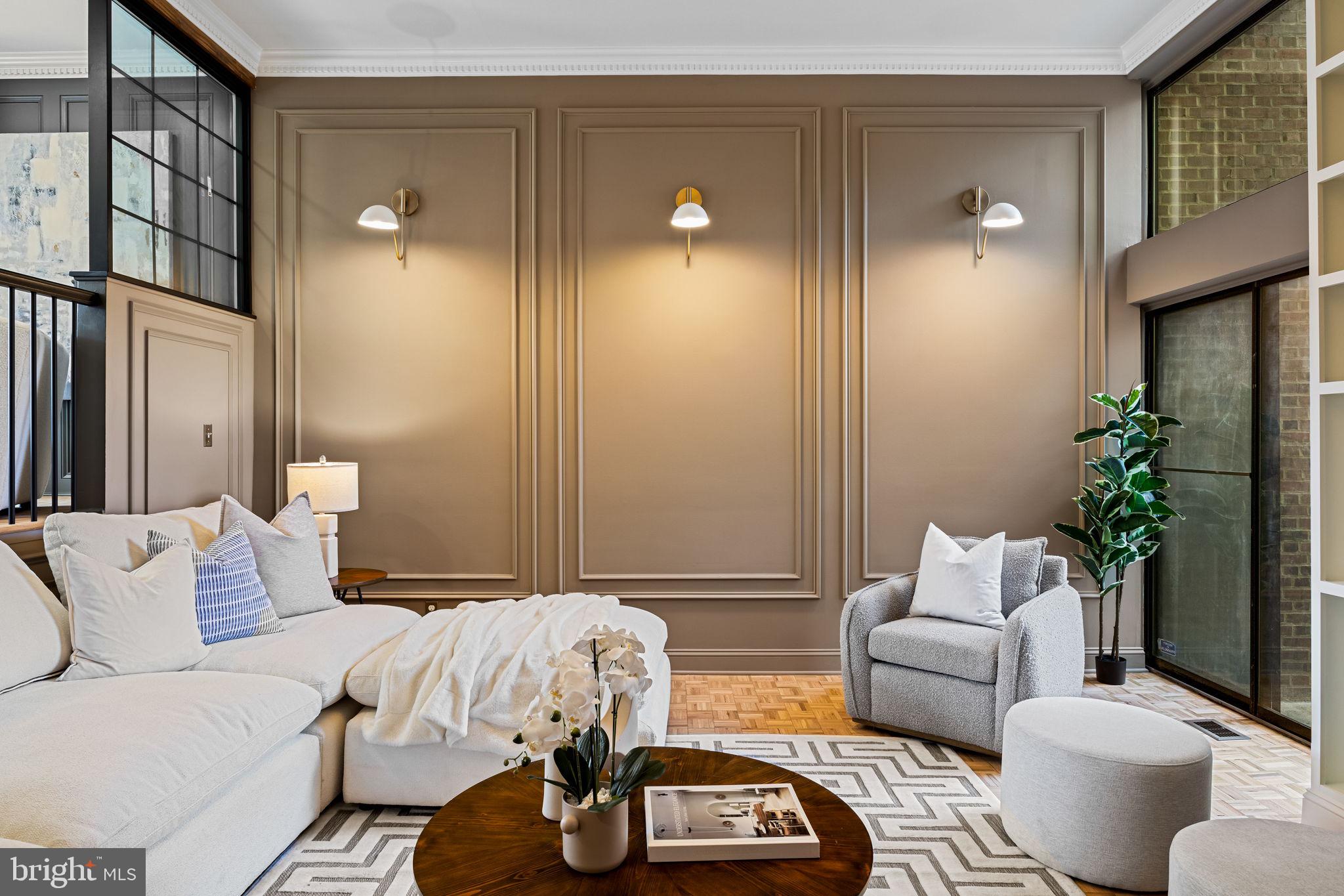 SOCIETY HILL - Residential