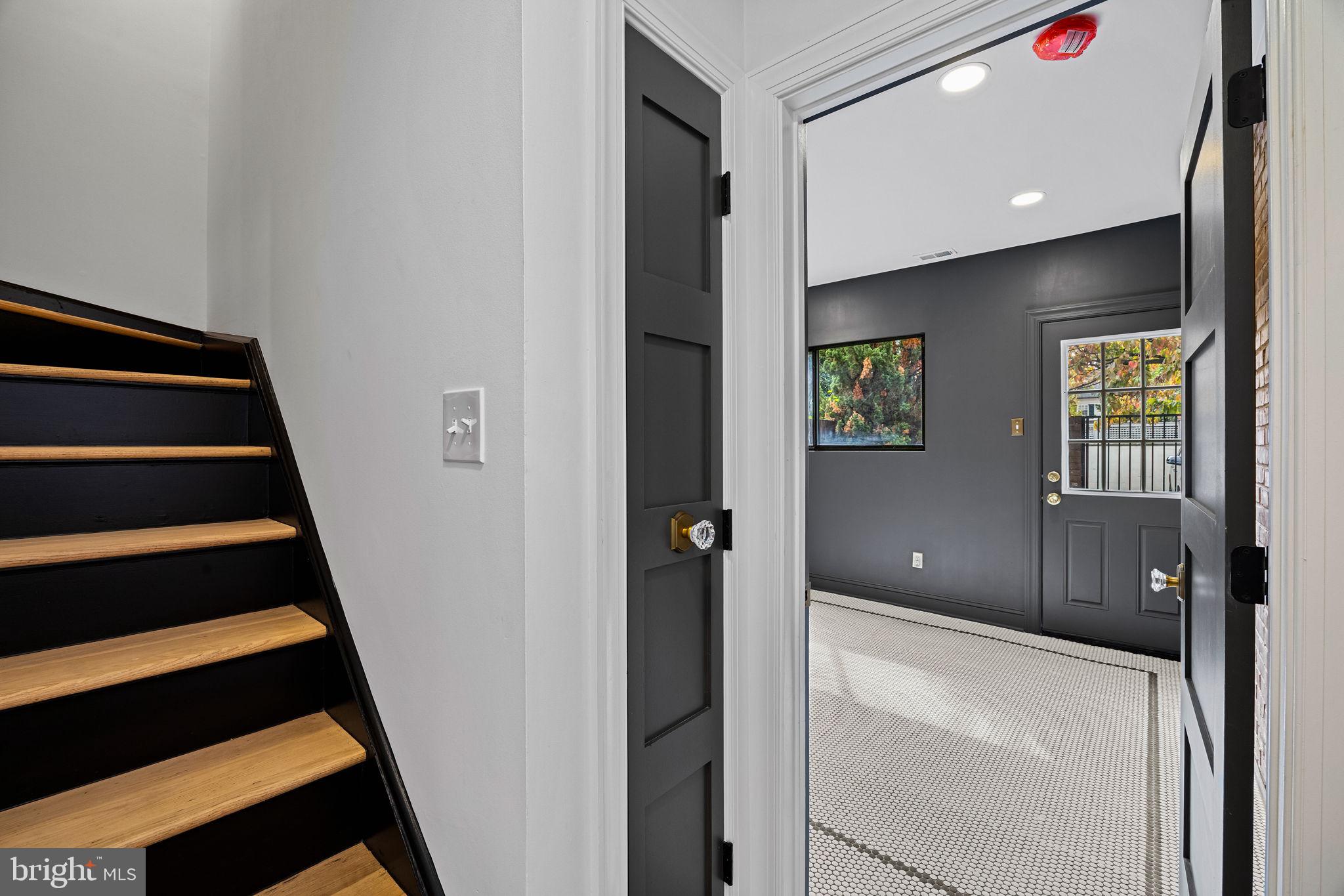 SOCIETY HILL - Residential