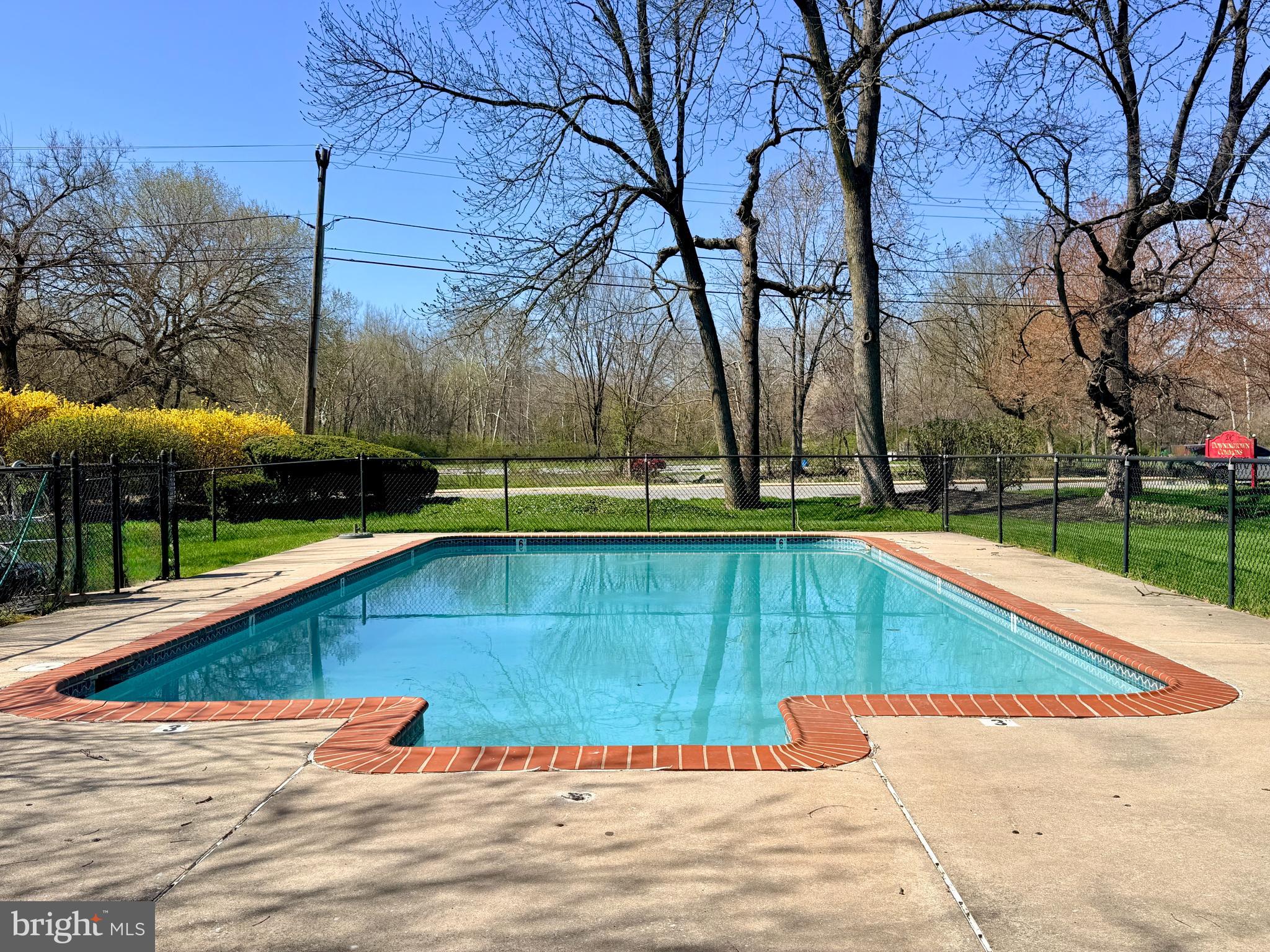 DOWNINGTOWN COMMON - Residential