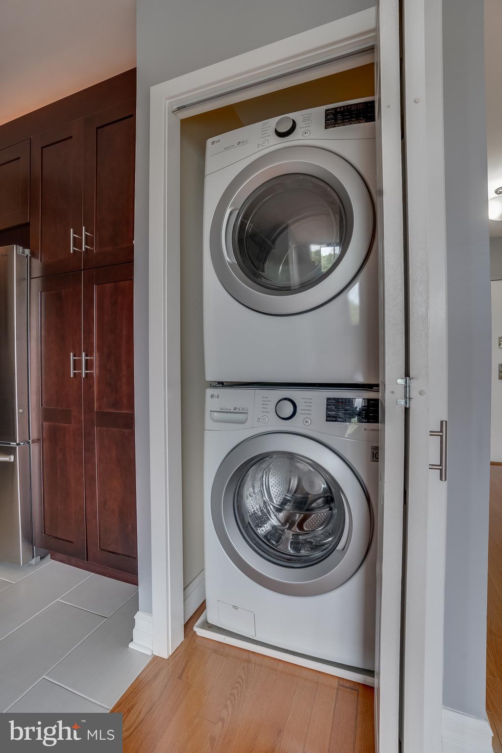 PLACE ONE - Residential