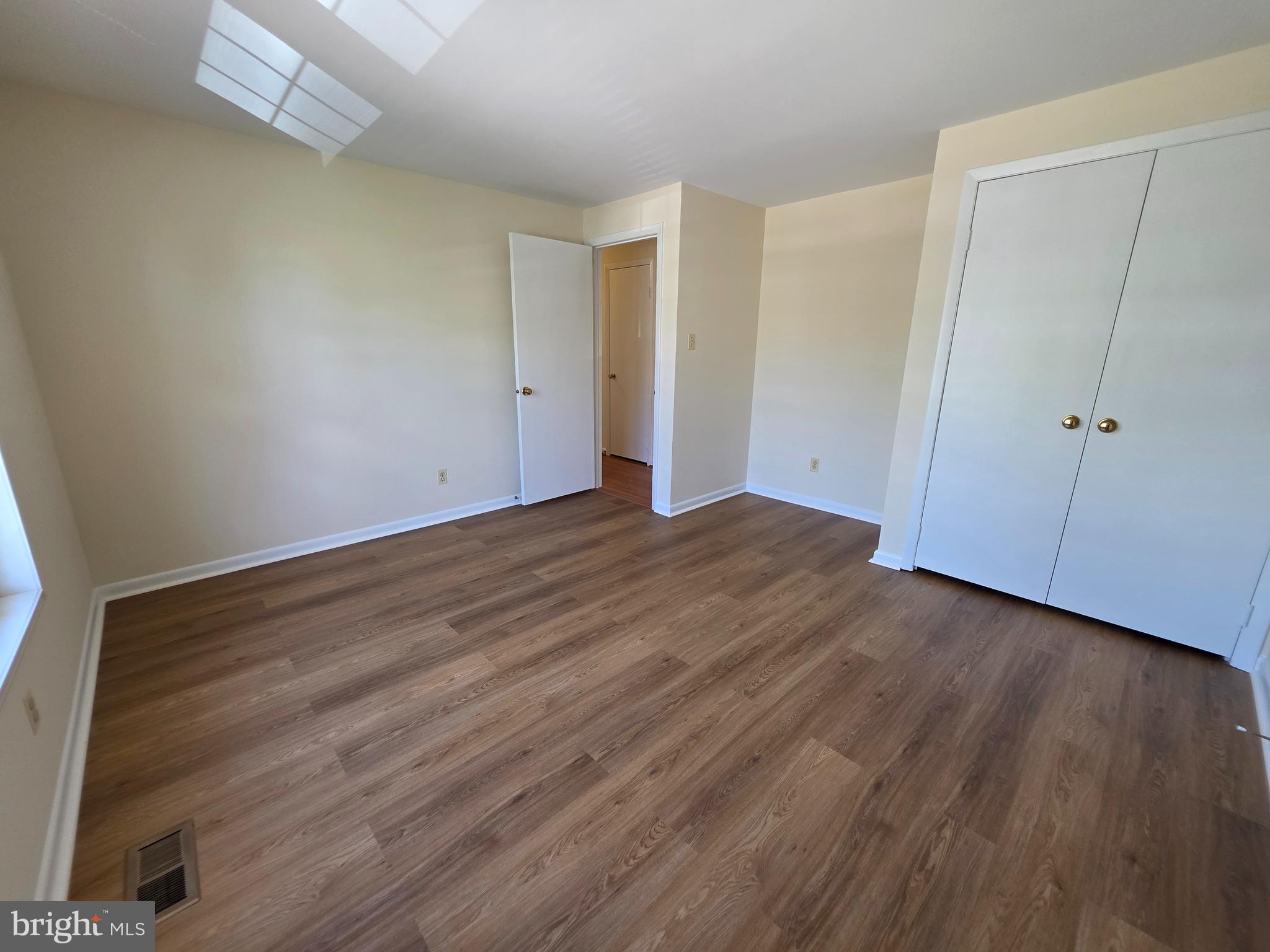 CARDINAL GLEN - Residential Lease