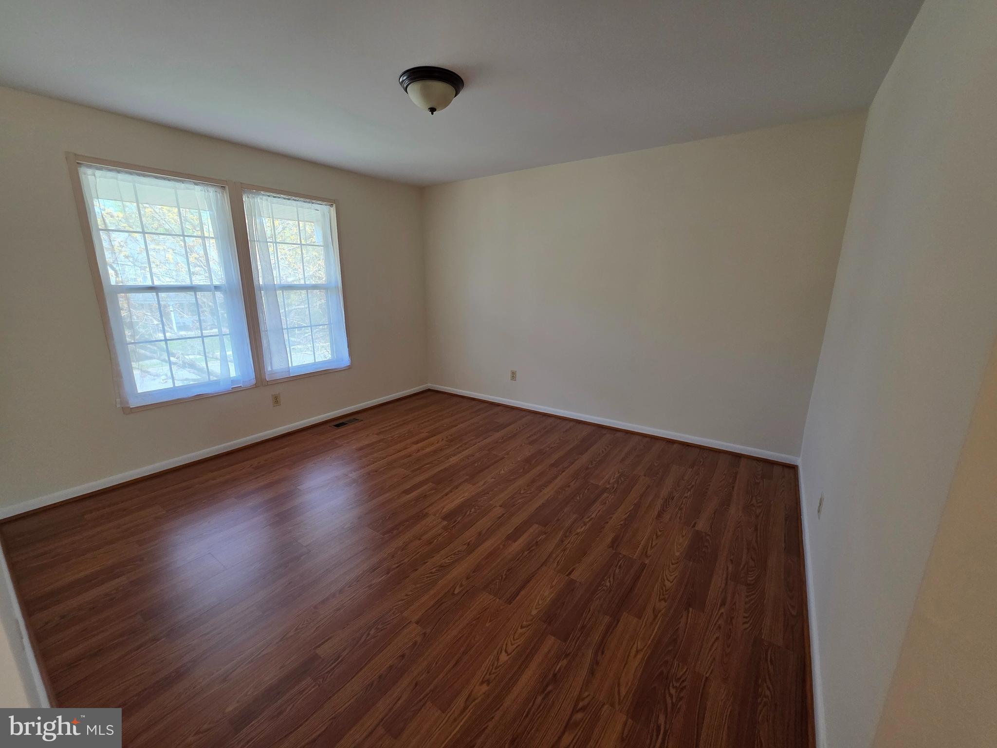 CARDINAL GLEN - Residential Lease