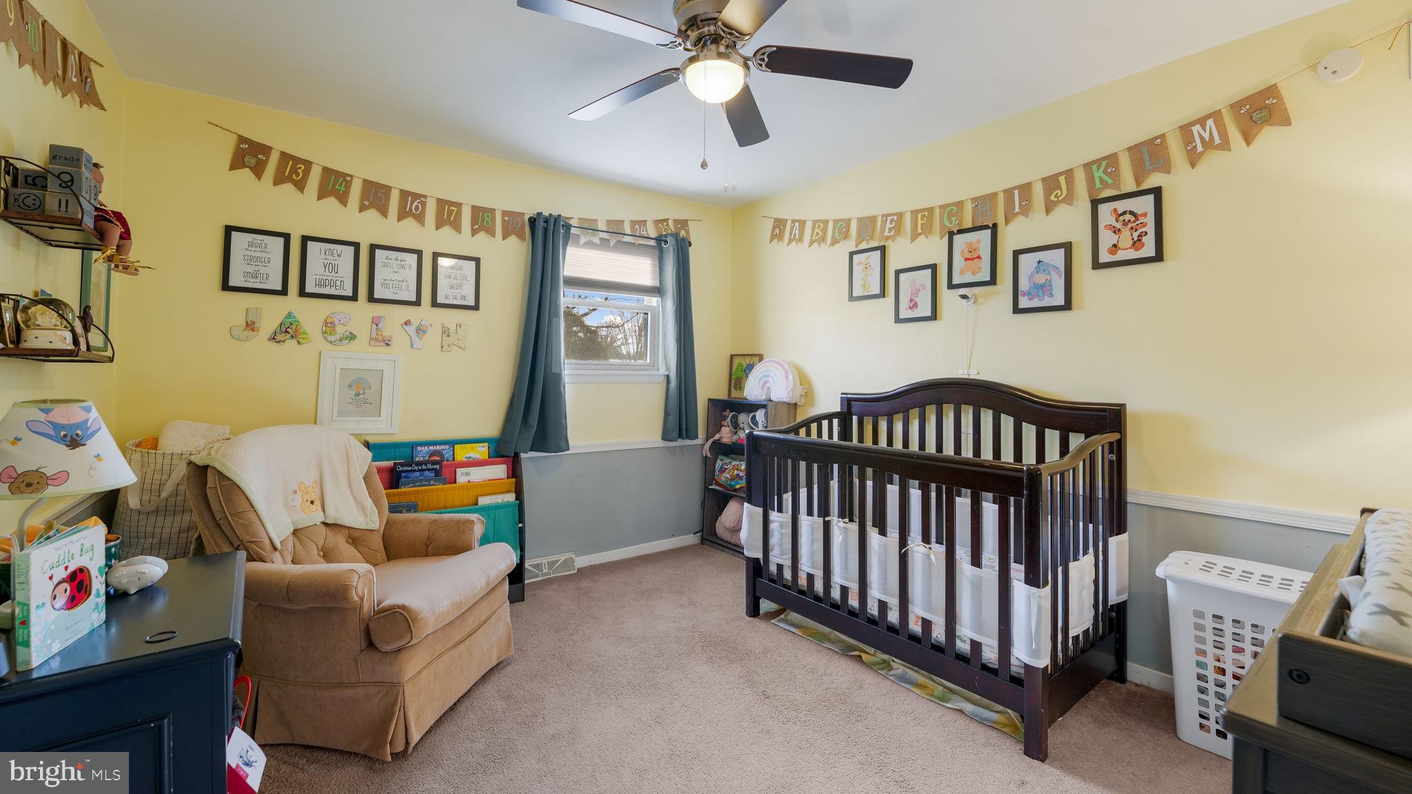 DELMONT MANOR - Residential