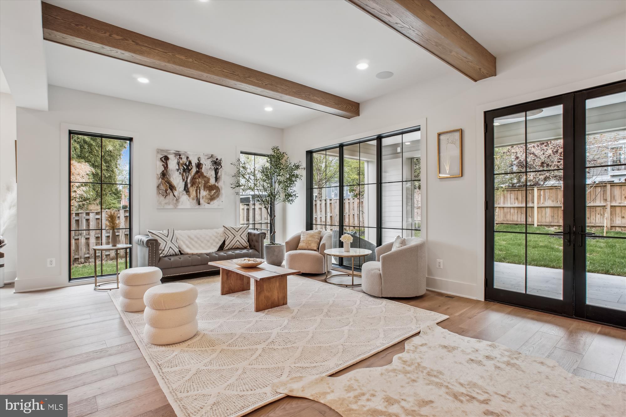 HALEMHURST - Residential