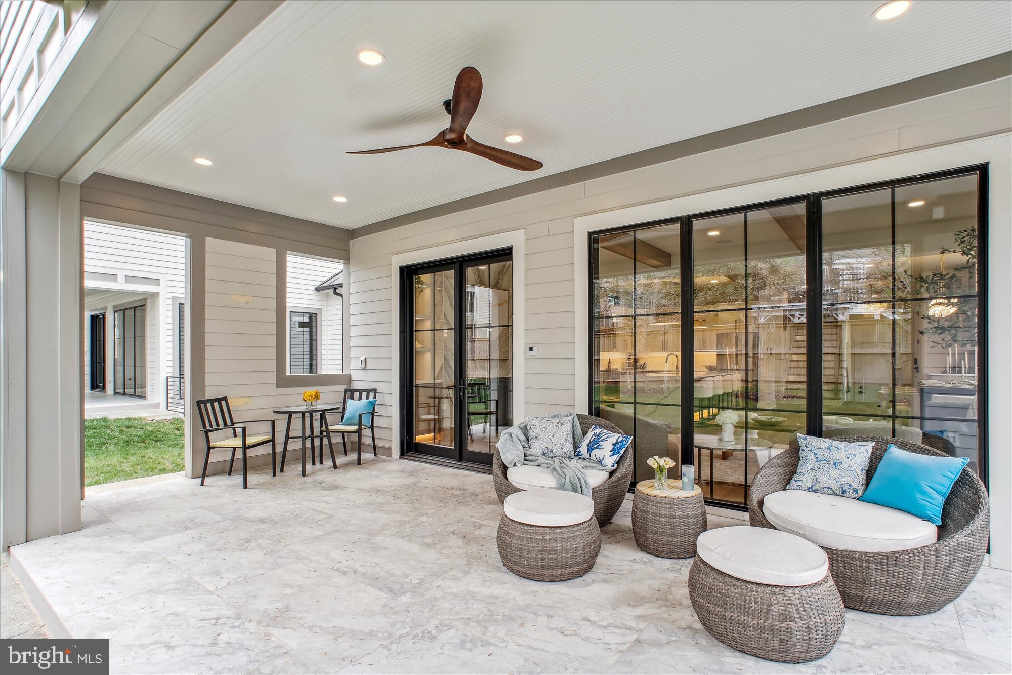 HALEMHURST - Residential