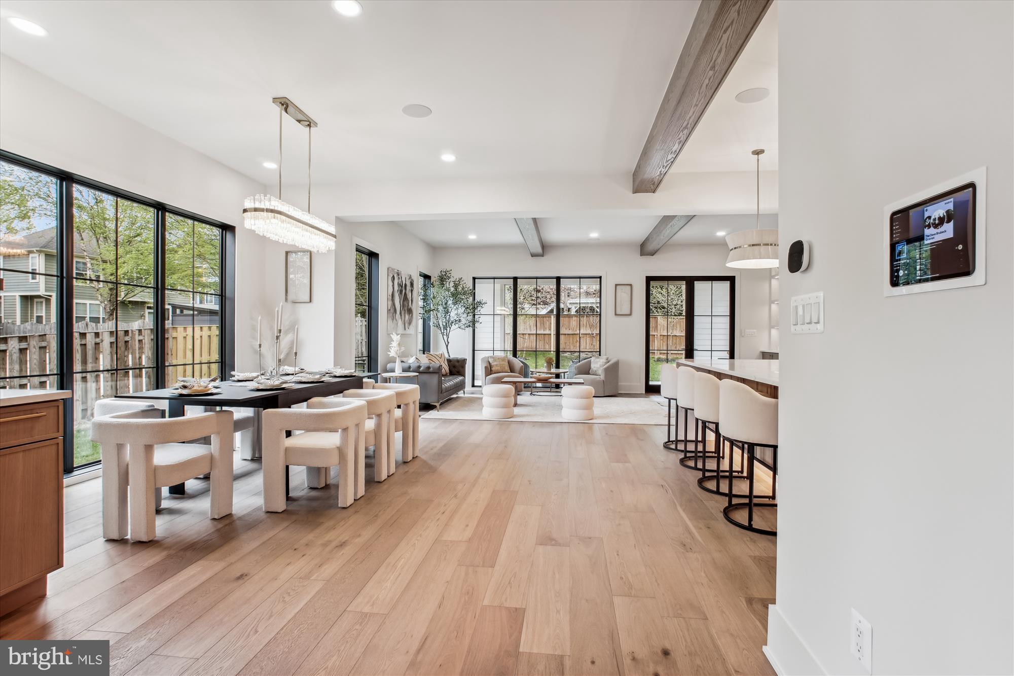 HALEMHURST - Residential