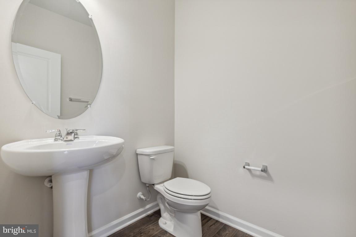 JEFFERSON SQUARE - Residential