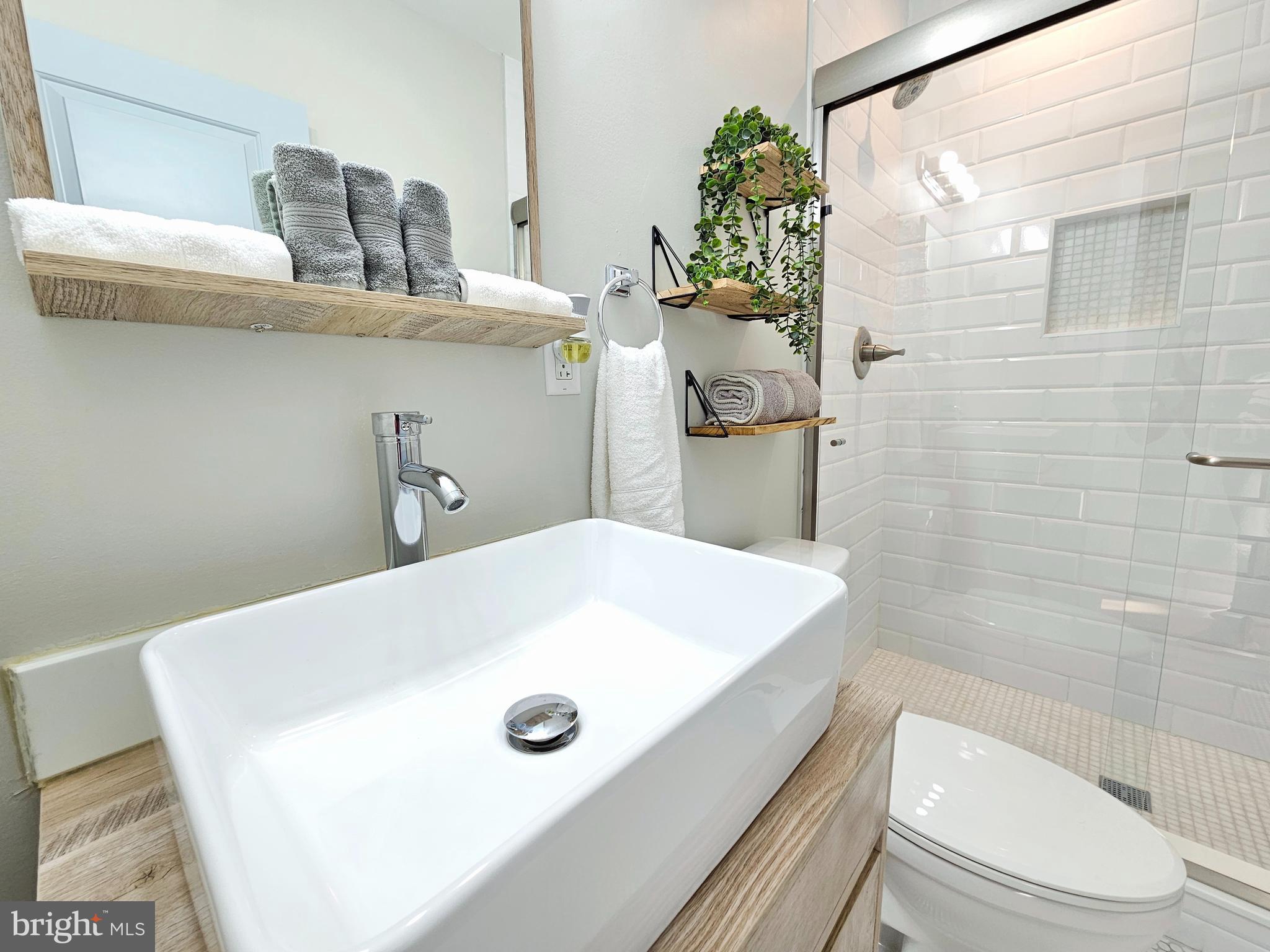 OVERBROOK - Residential Income