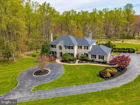 13094 Twelve Hills Road, Clarksville, MD MLS: MDHW2050862