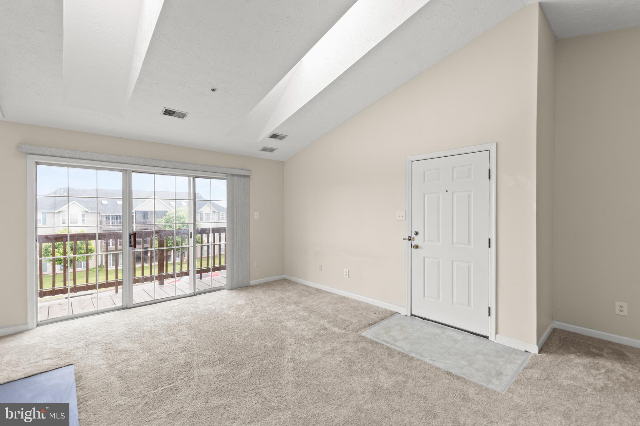 PARKVIEW CONDOMINIUMS - Residential Lease