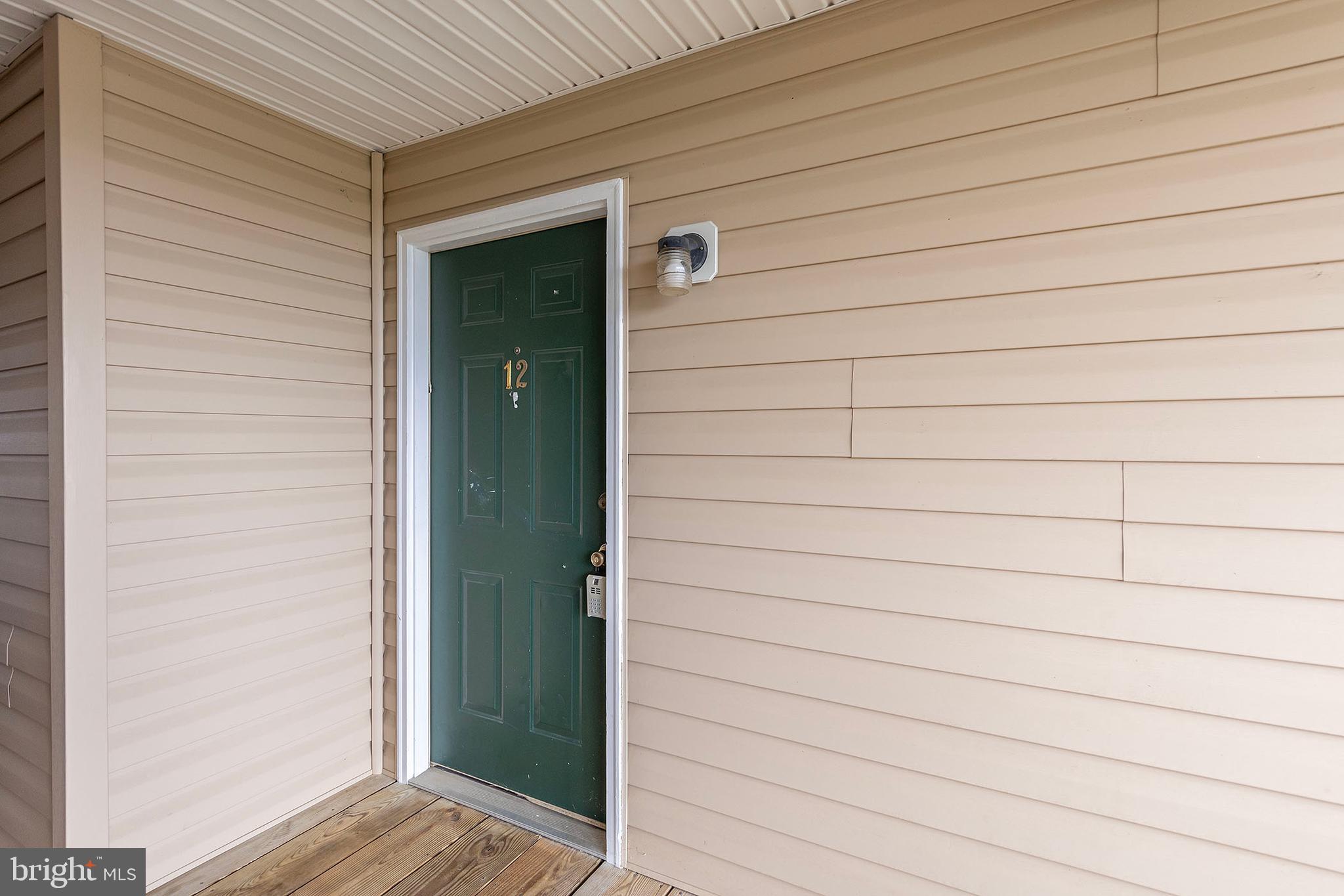 PARKVIEW CONDOMINIUMS - Residential Lease