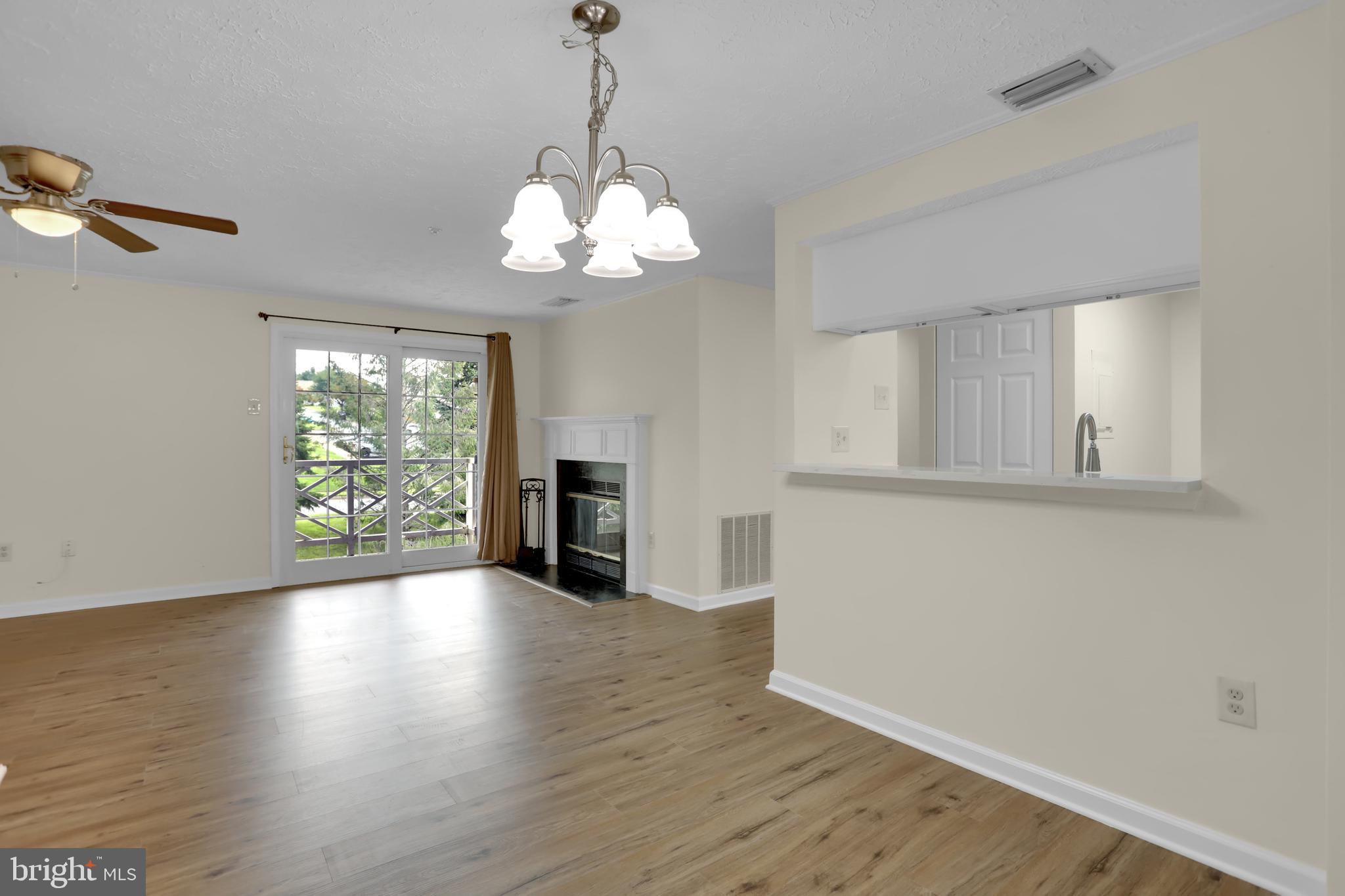 201 OAK LEAF CIRCLE 201-G