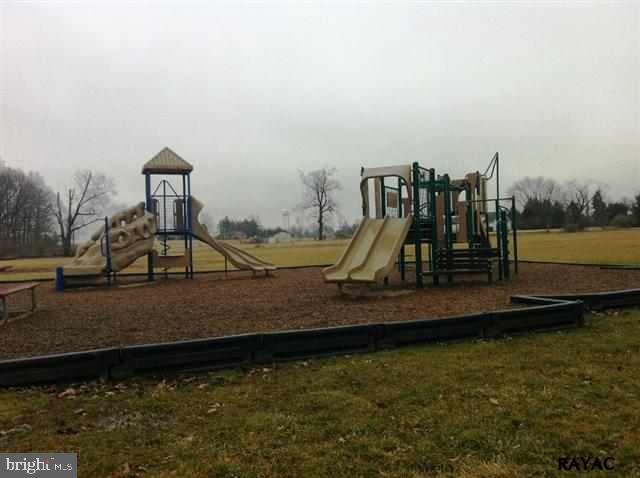 SALEM RUN - Residential