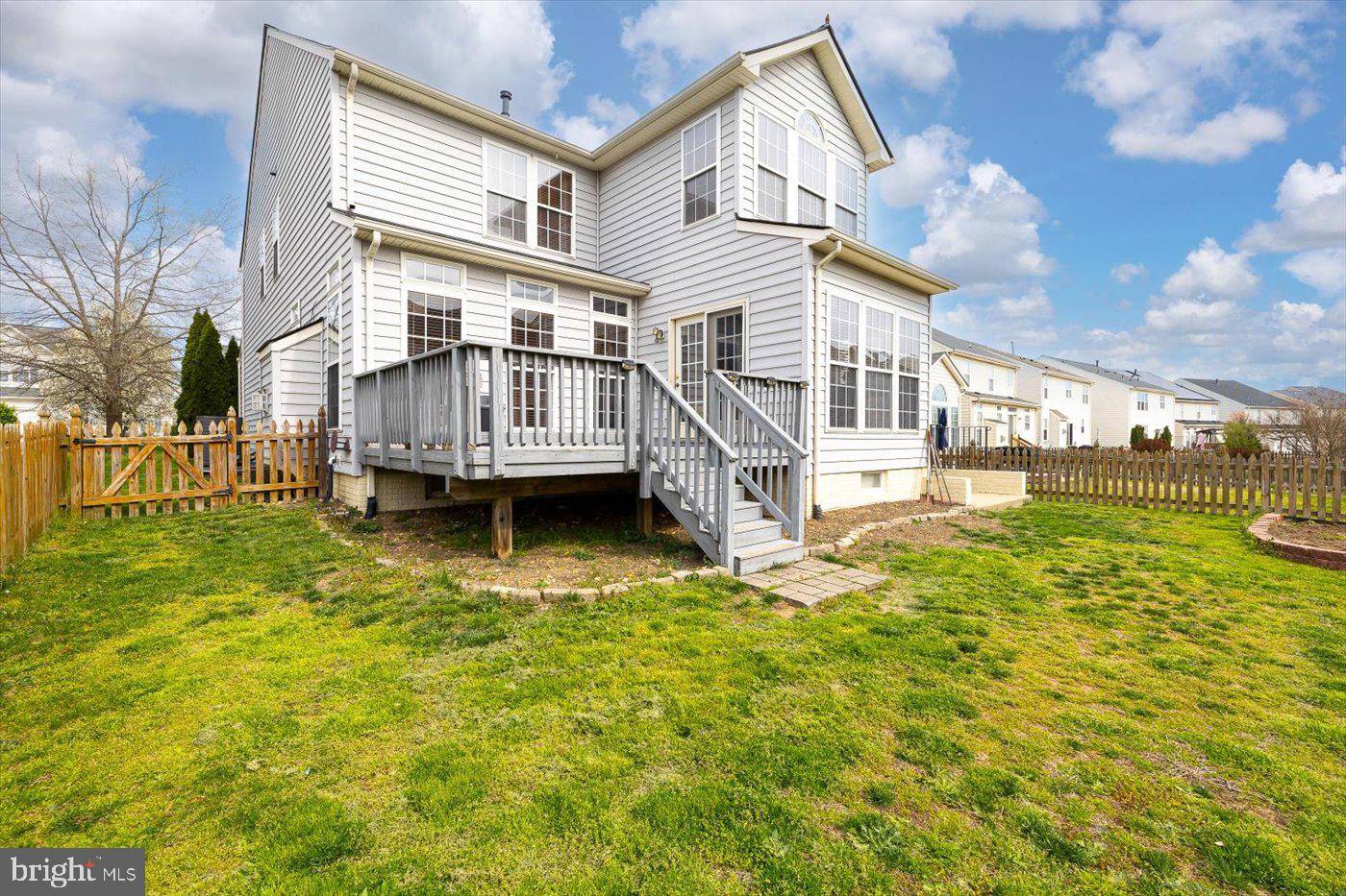 THE FALLS AT LEE'S PARKE - Residential