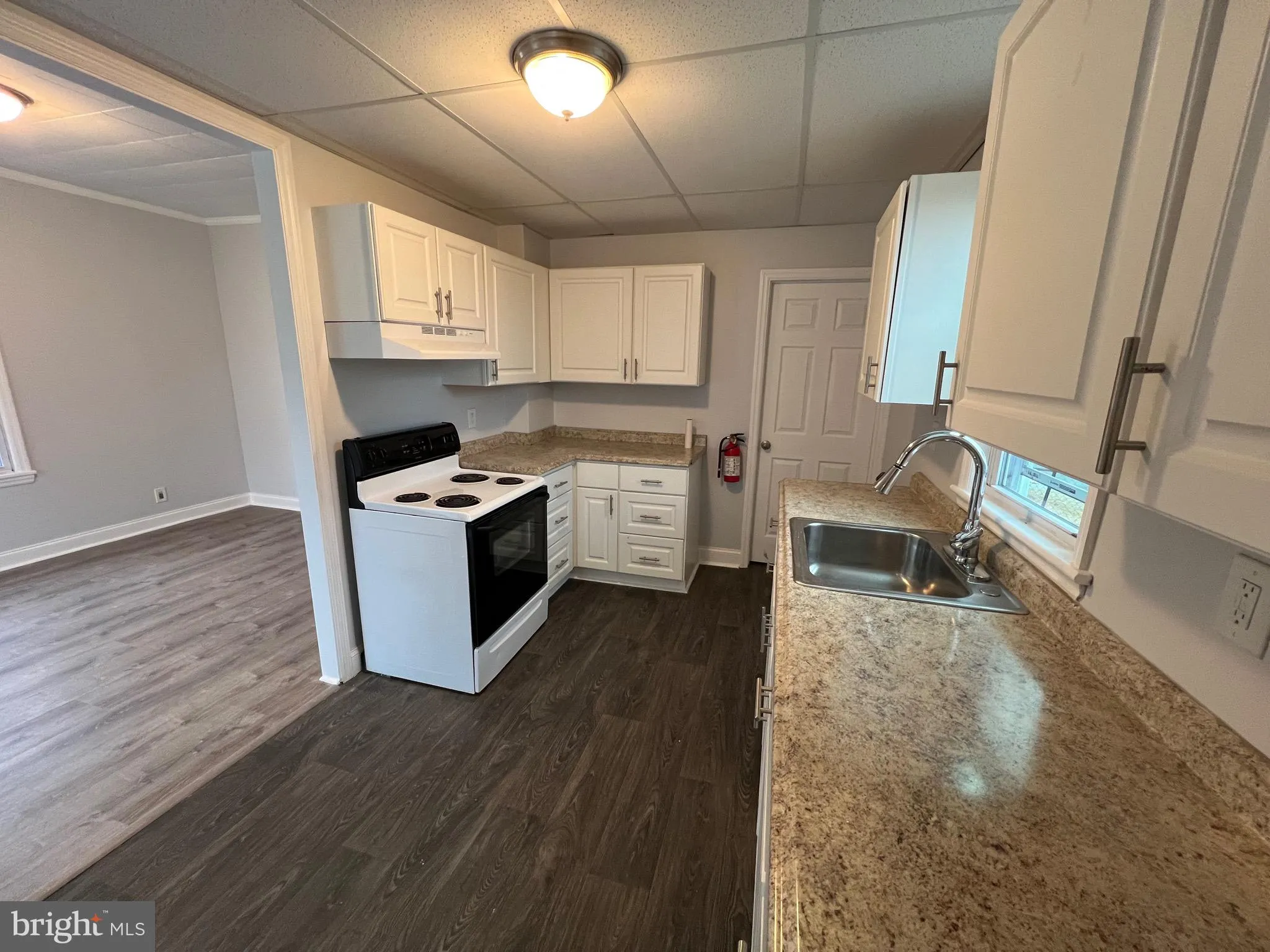 Paulsboro, New Jersey 08066, United States, 3 Bedrooms Bedrooms, ,2 BathroomsBathrooms,Residential,Active,25375