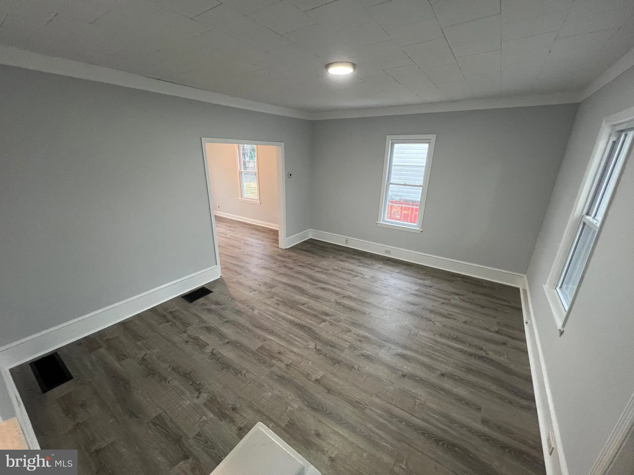 Paulsboro, New Jersey 08066, United States, 3 Bedrooms Bedrooms, ,2 BathroomsBathrooms,Residential,Active,25375